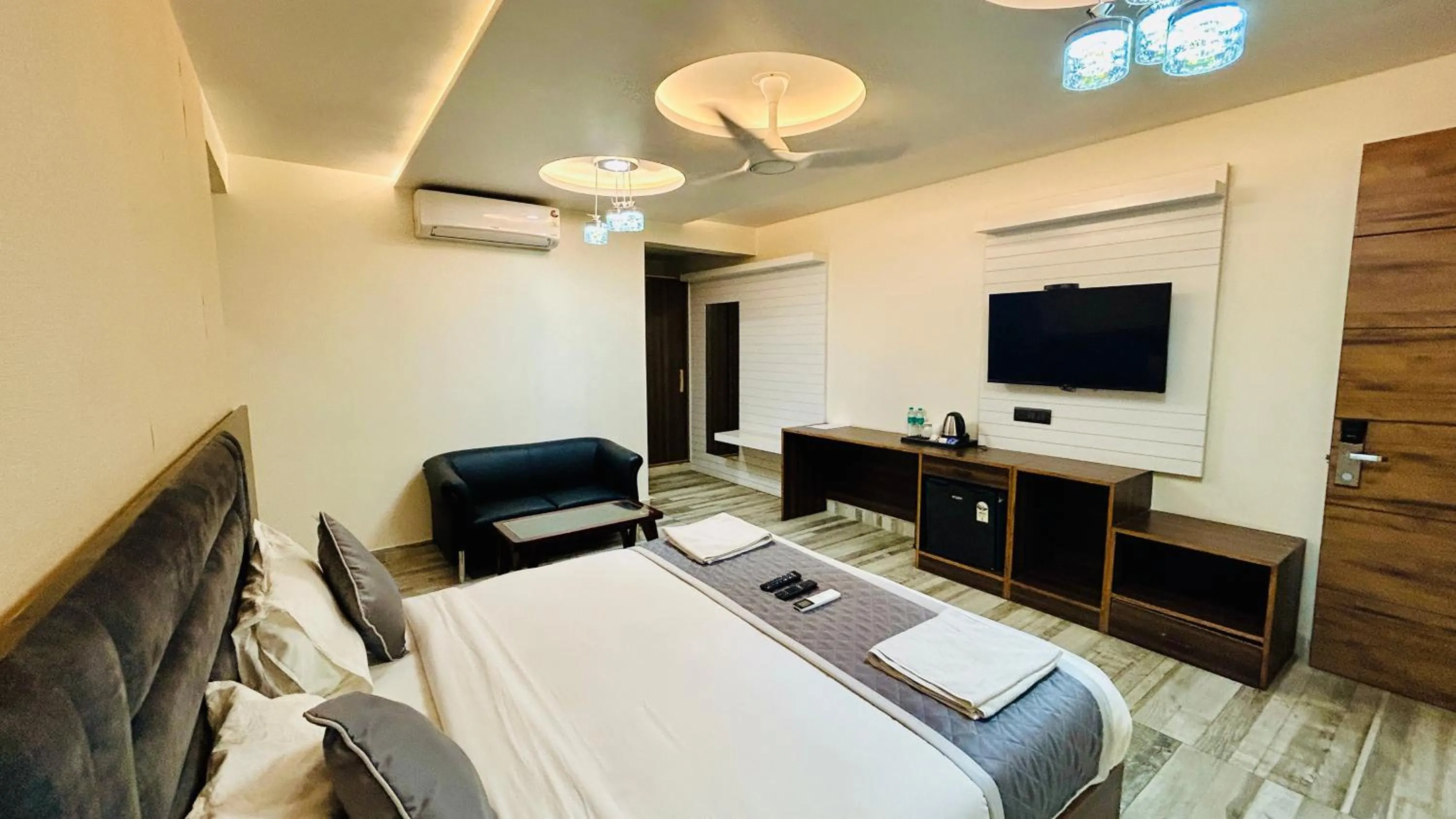 Bed in Raksha Suites & Banquet Greater Noida