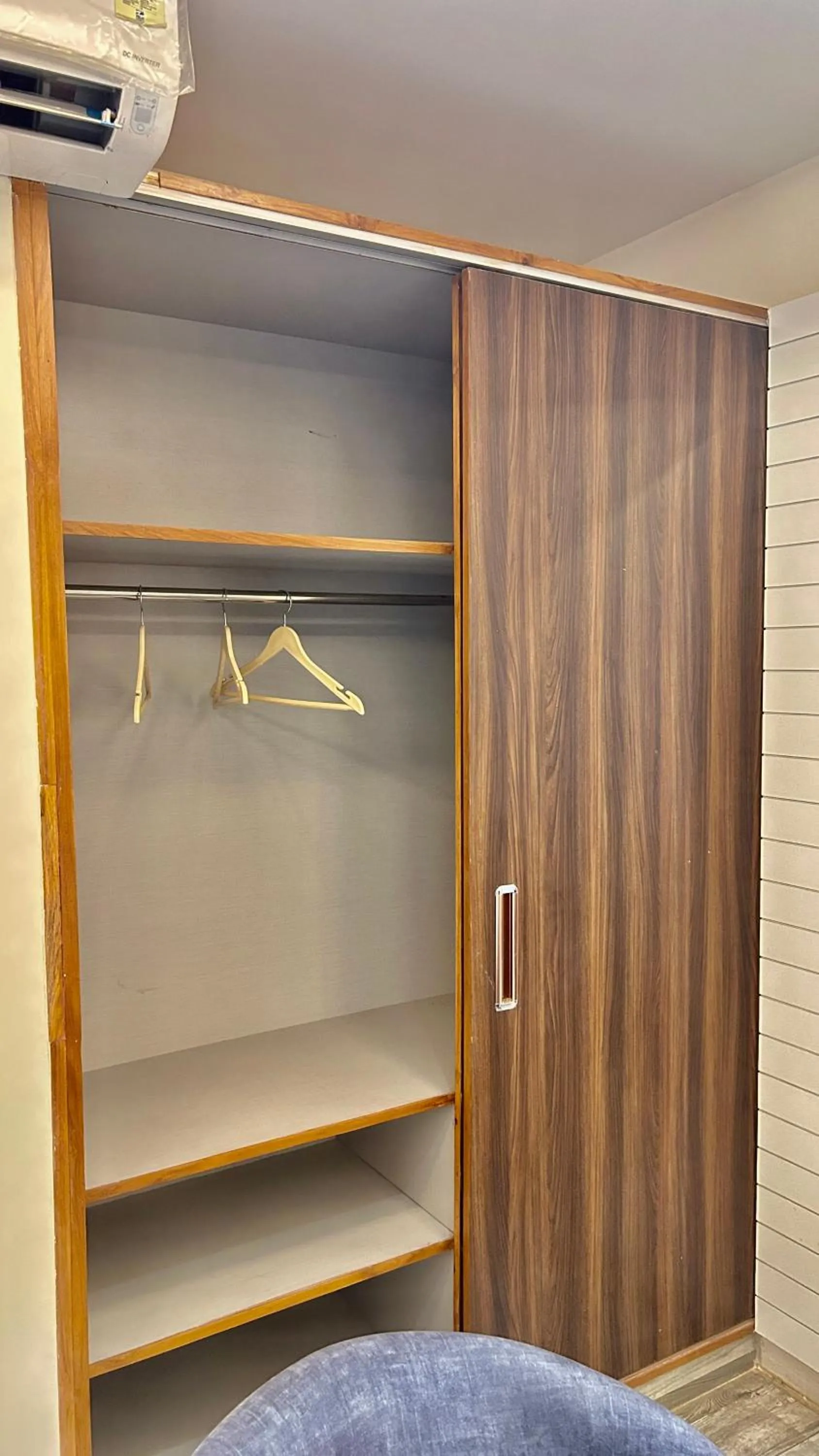 wardrobe in Raksha Suites & Banquet Greater Noida