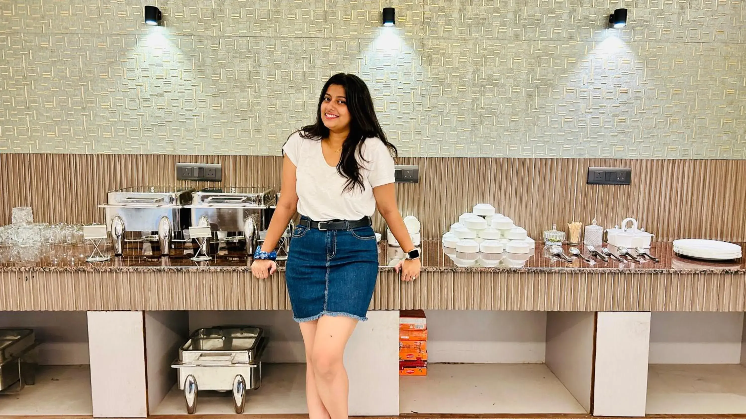 Restaurant/places to eat in Raksha Suites & Banquet Greater Noida Restaurant/places to eat in Raksha Suites & Banquet Greater Noida