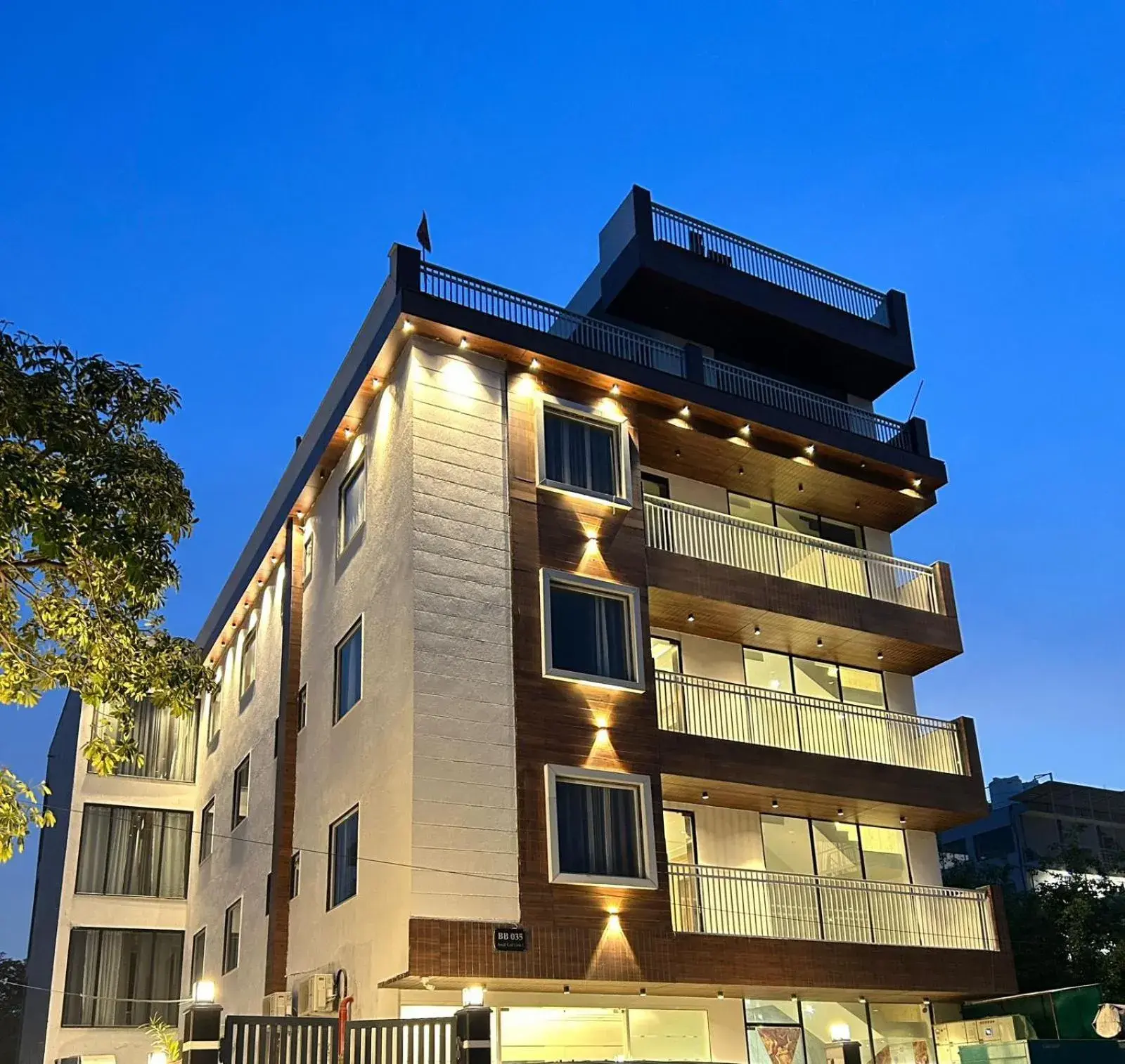 Property building in Raksha Suites & Banquet Greater Noida Property building in Raksha Suites & Banquet Greater Noida