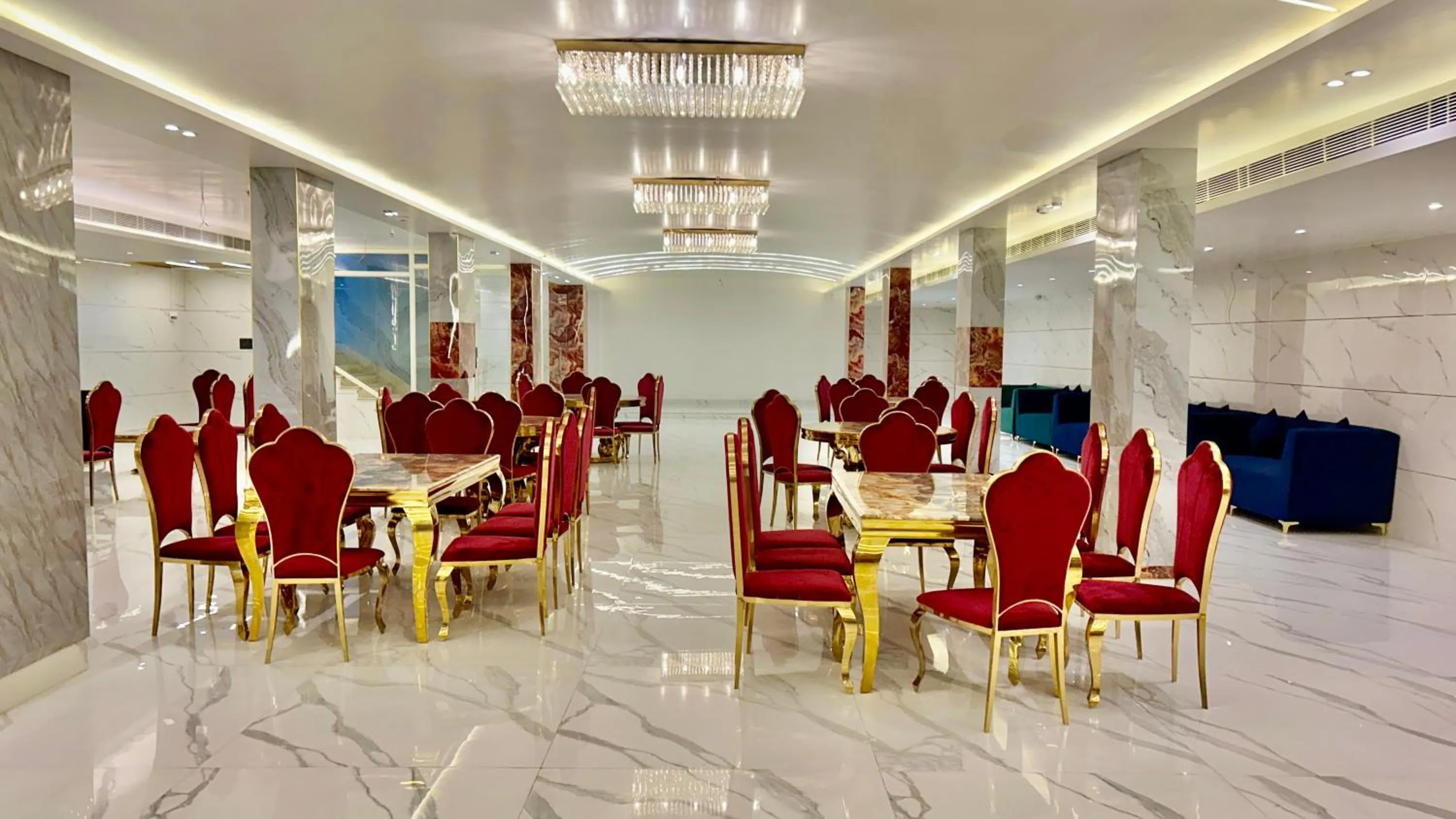 Banquet/Function facilities in Raksha Suites & Banquet Greater Noida