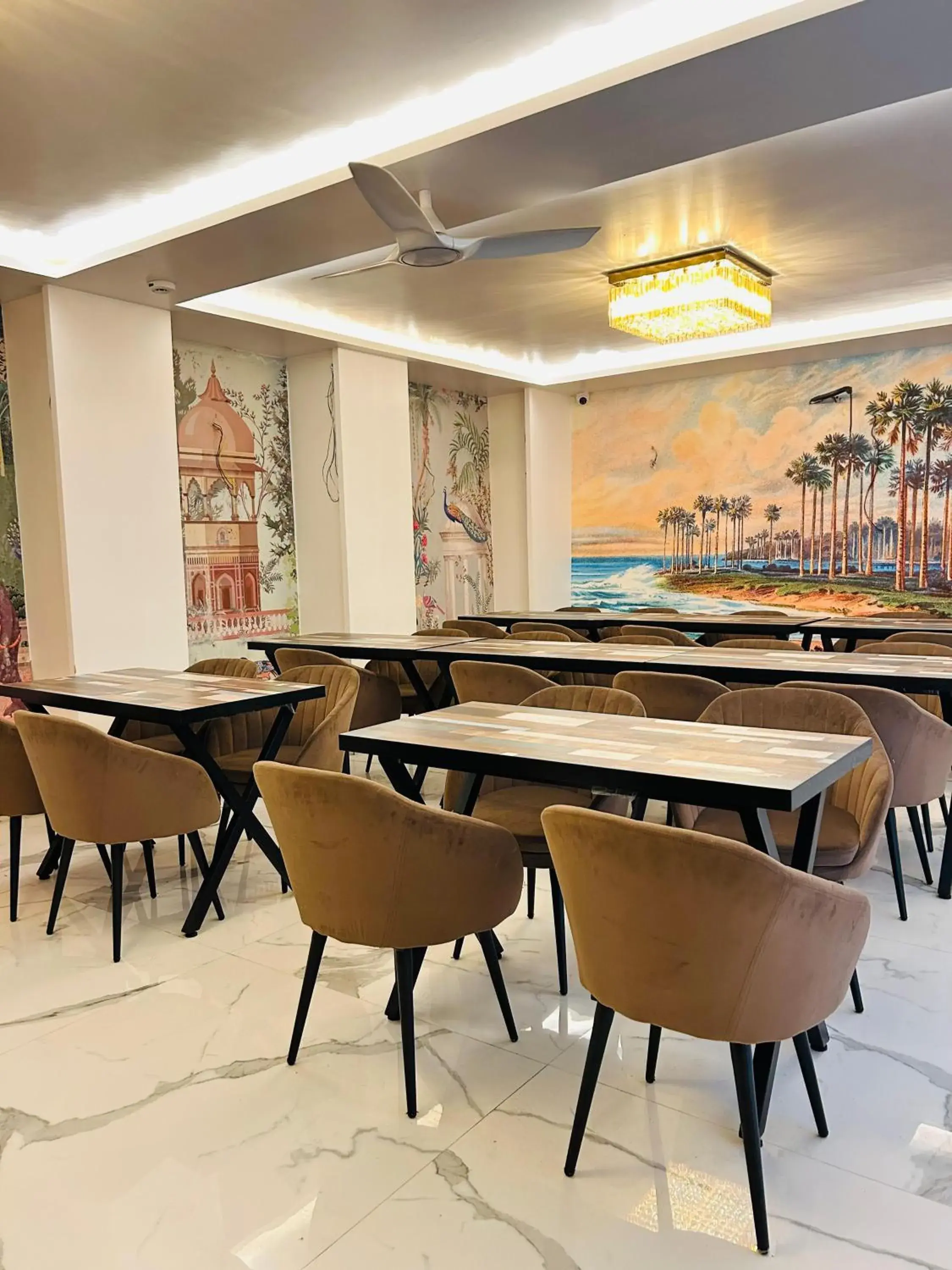 Restaurant/places to eat in Raksha Suites & Banquet Greater Noida Restaurant/places to eat in Raksha Suites & Banquet Greater Noida
