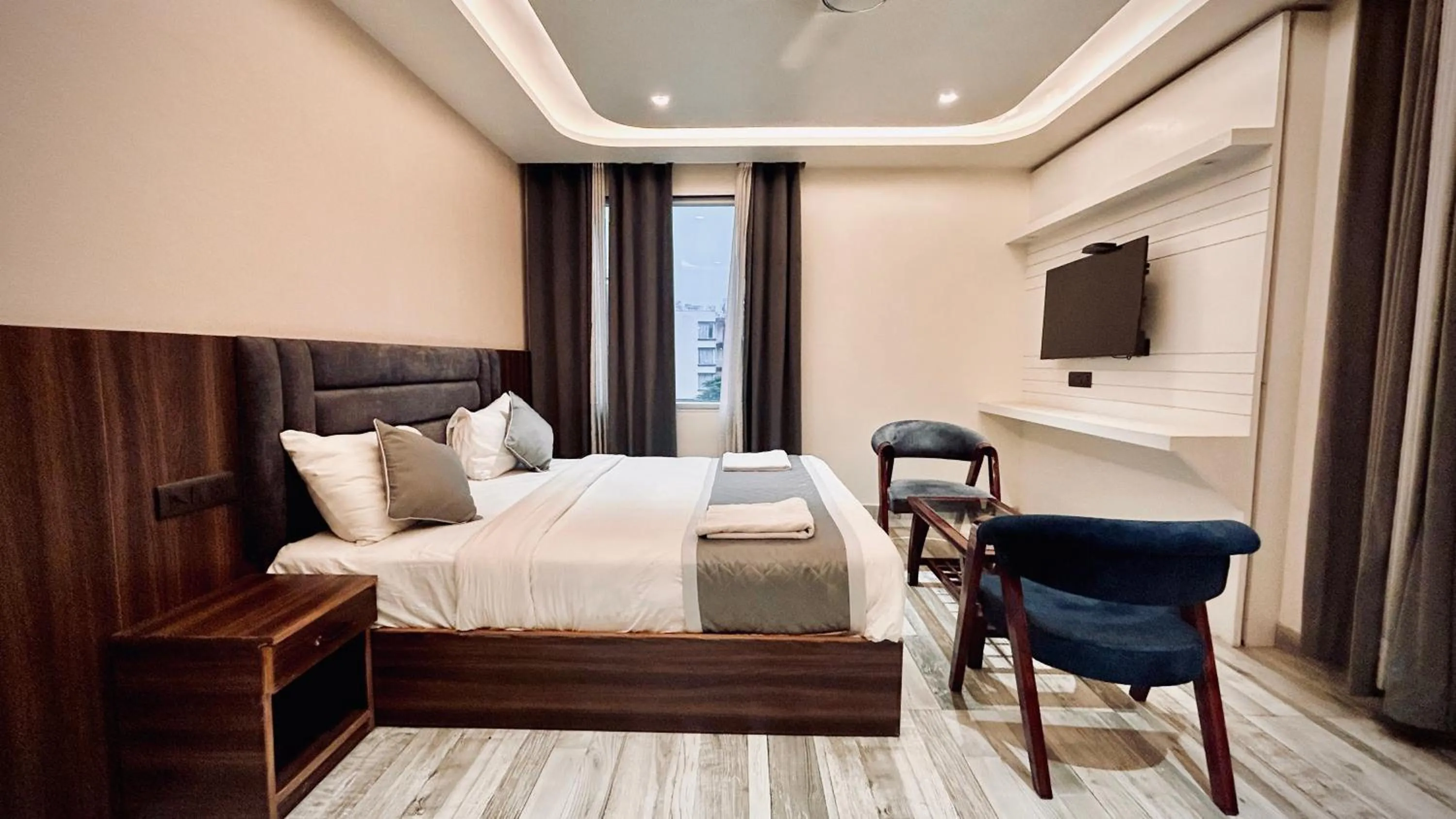 Bed in Raksha Suites & Banquet Greater Noida