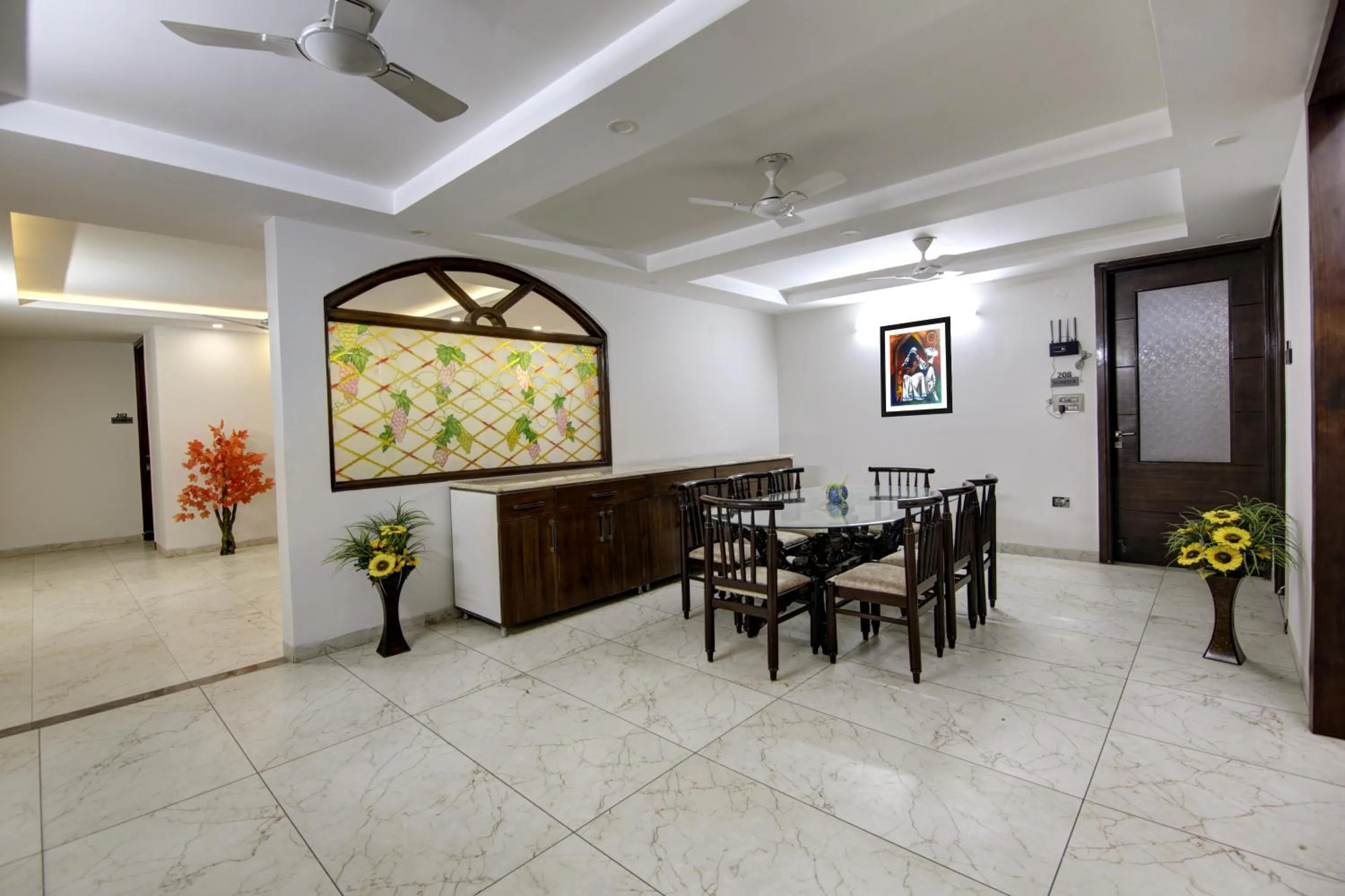 Dining area in SONESTA LUXURY APARTMENT