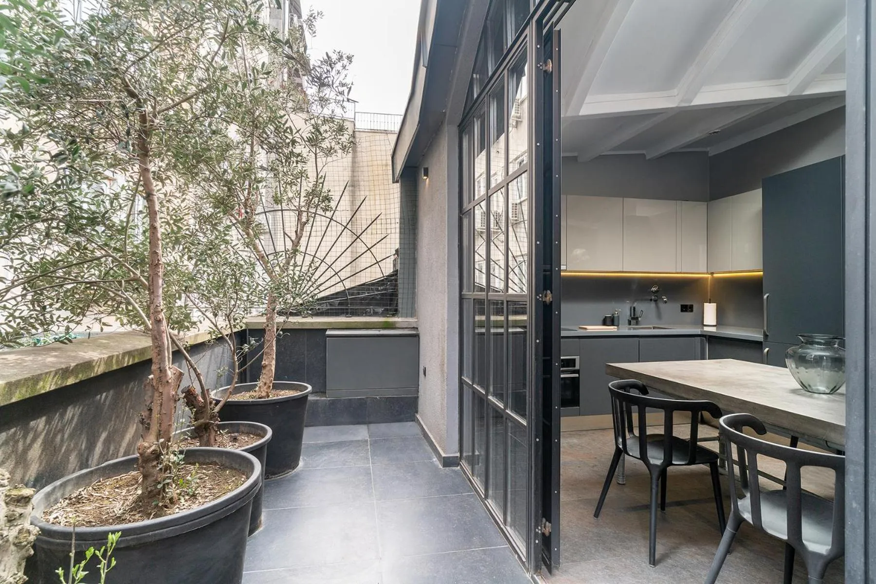 Balcony/Terrace in RA Apartments