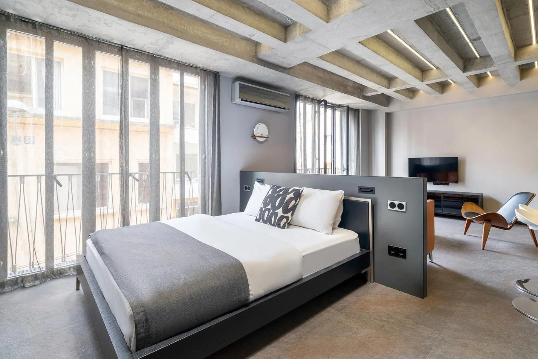 Bed in RA Apartments