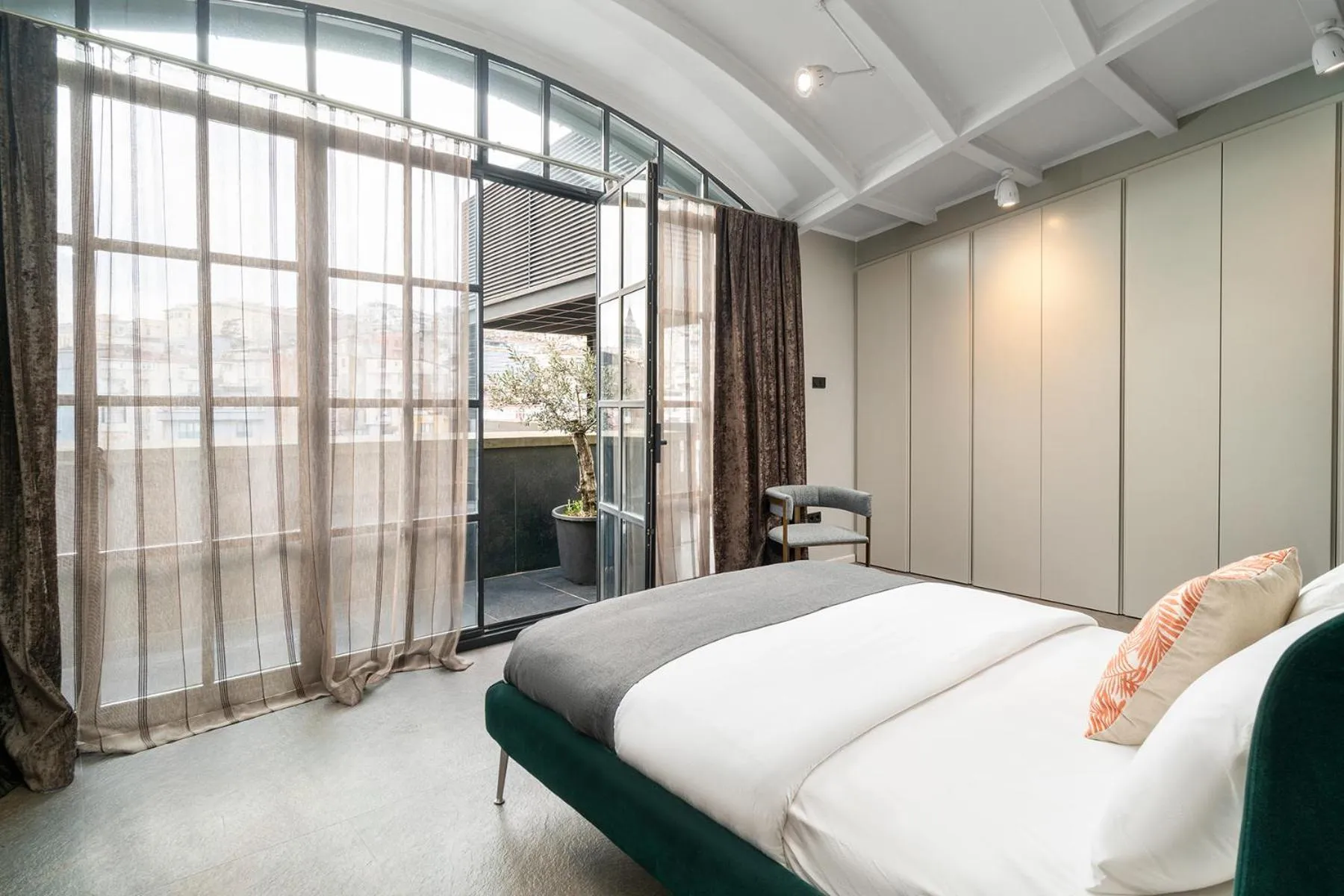 Bed in RA Apartments