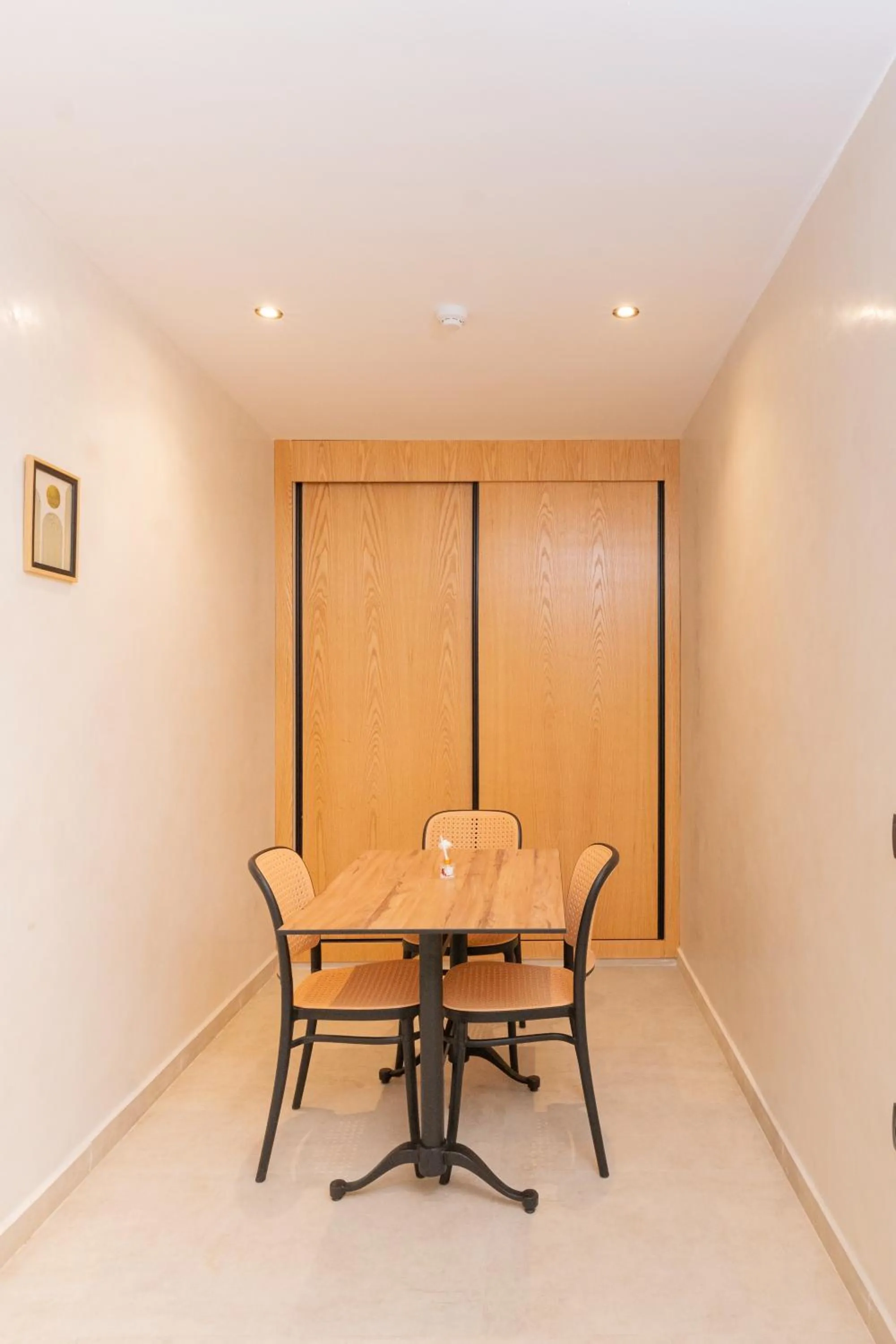 Dining area in Appart Hôtel Rambla