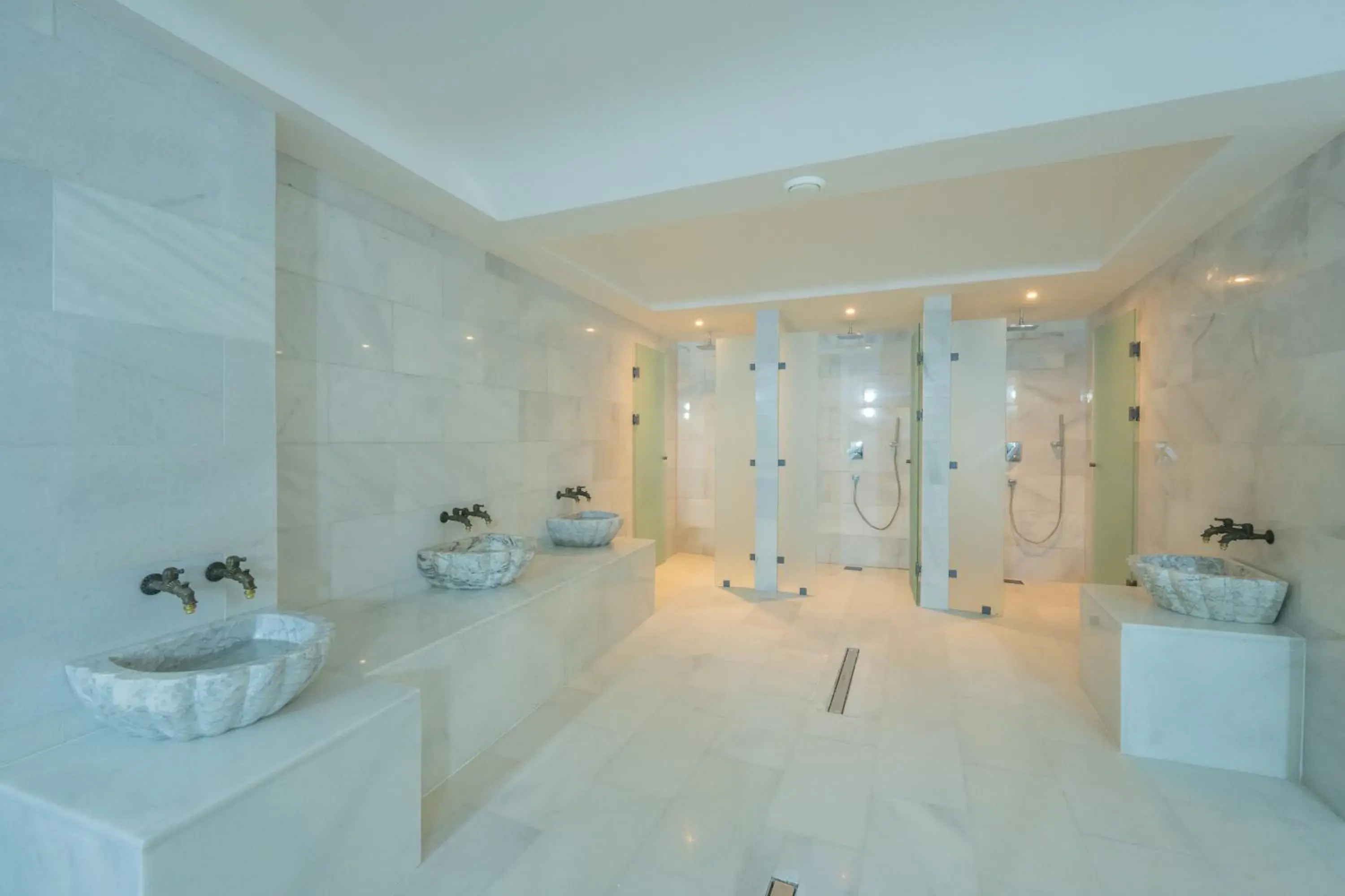 Spa and wellness centre/facilities in Appart Hôtel Rambla Spa and wellness centre/facilities in Appart Hôtel Rambla