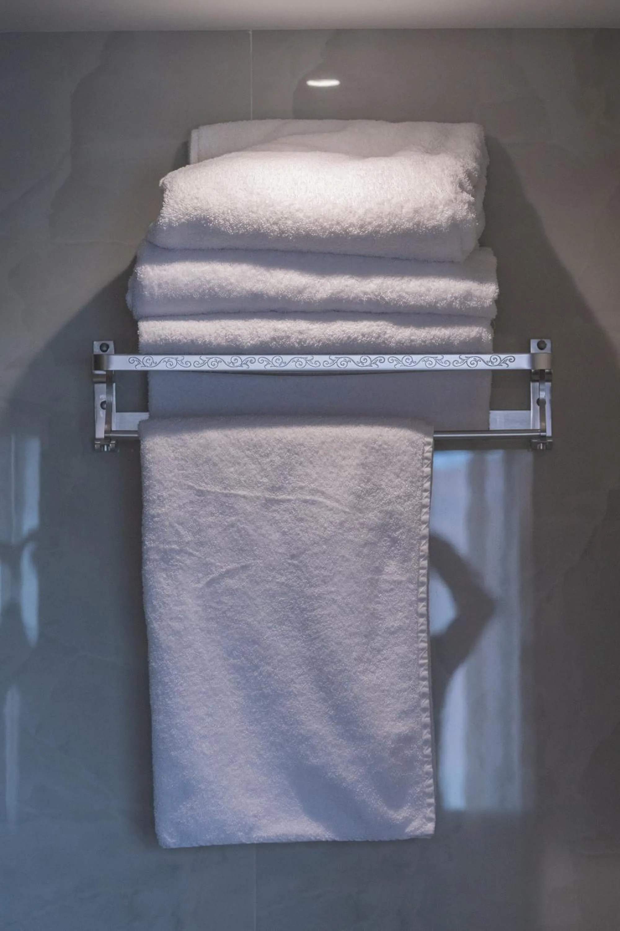 towels in Appart Hôtel Rambla