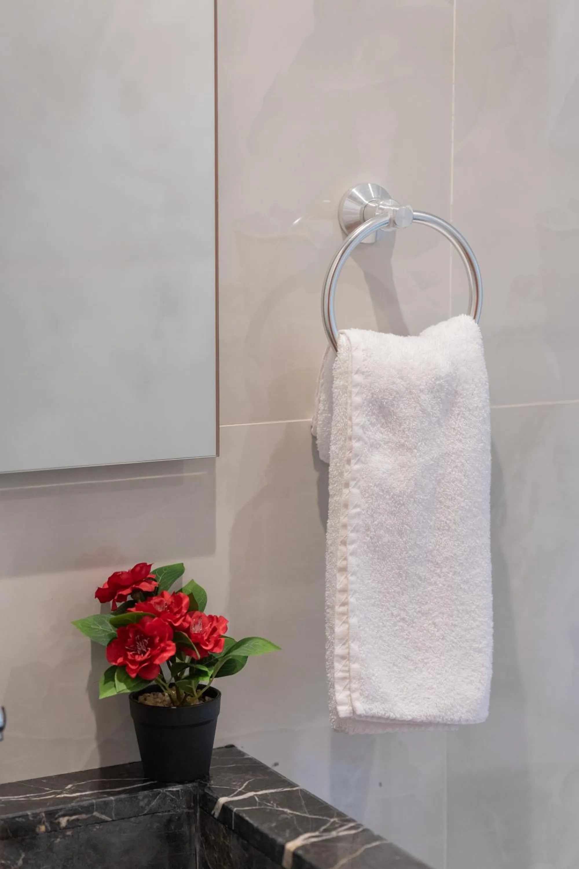 towels in Appart Hôtel Rambla