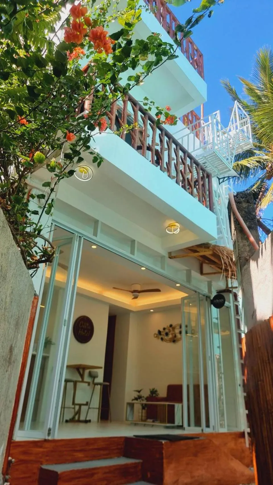 CiNta Hotel