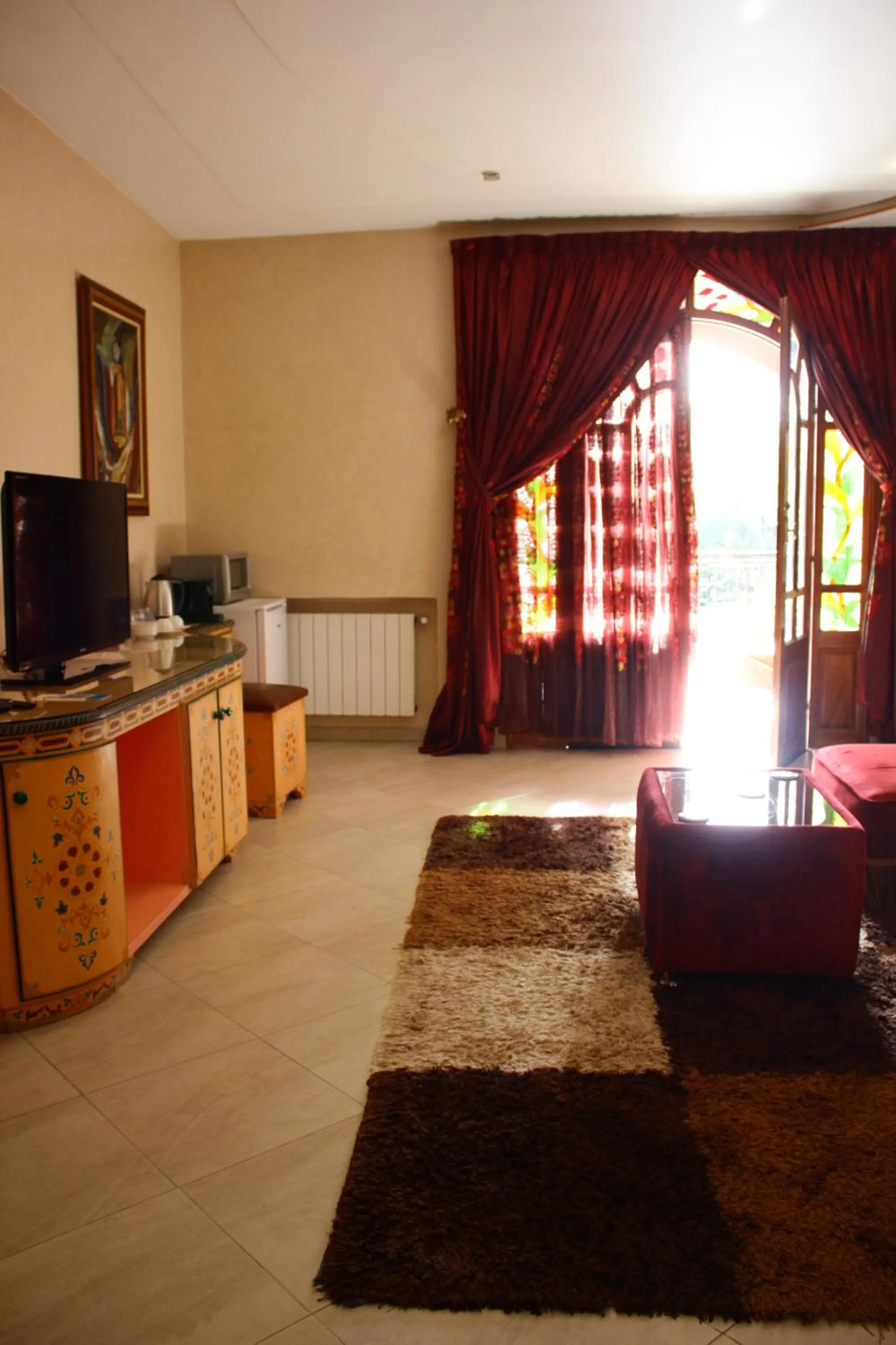 TV and multimedia in Riad Noumidya