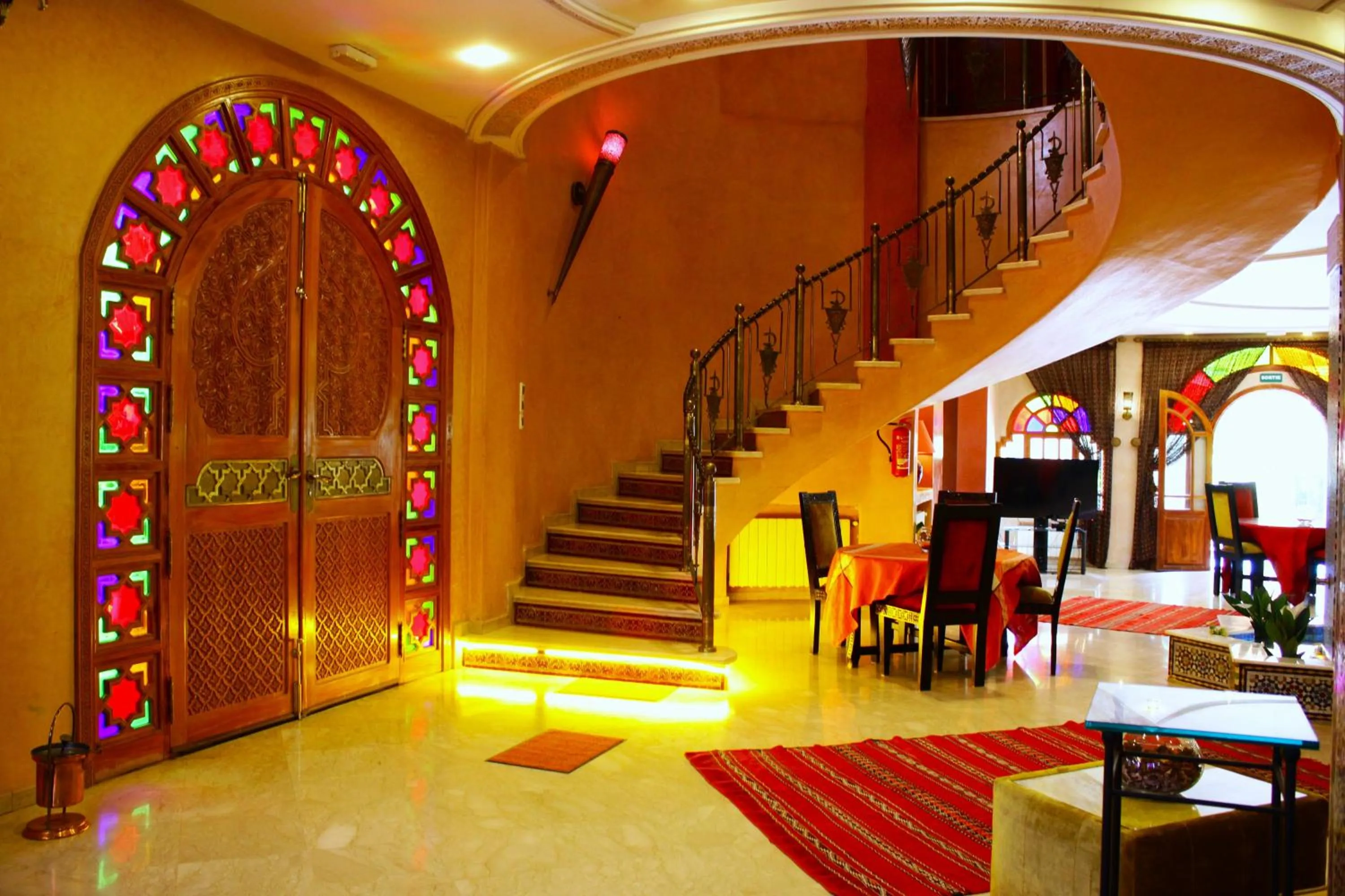 Restaurant/places to eat in Riad Noumidya