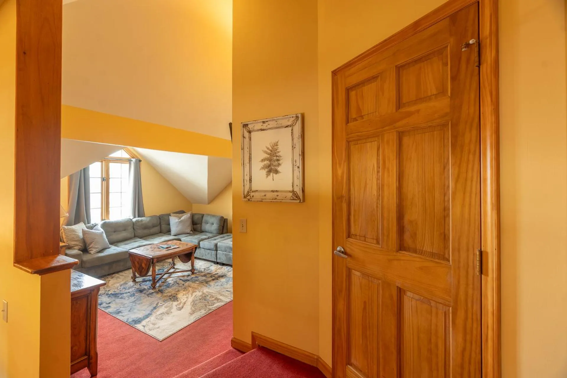 Living room in The Ridgeway Inn