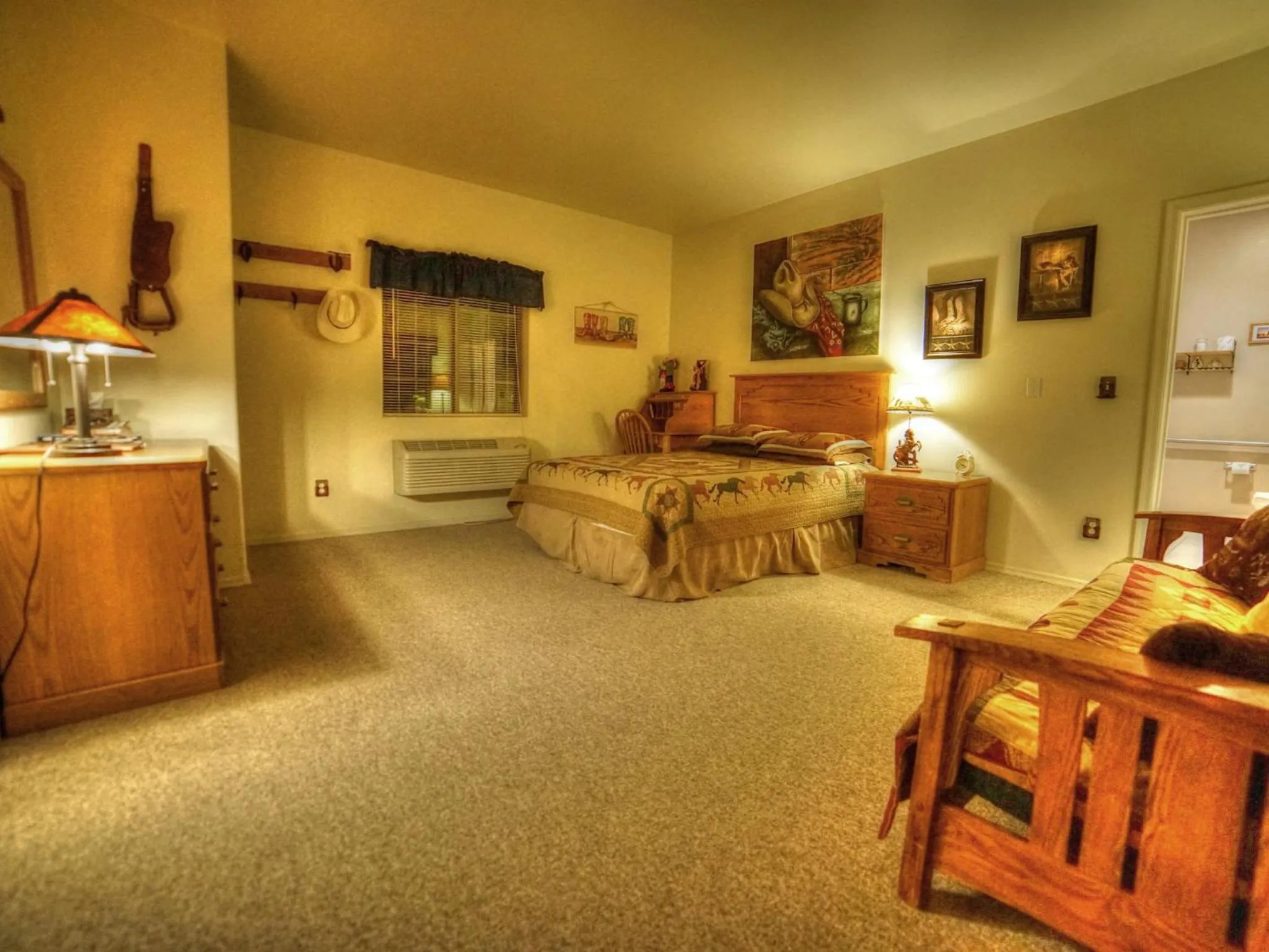 Photo of the whole room, Bed in Stagecoach Trails Guest Ranch