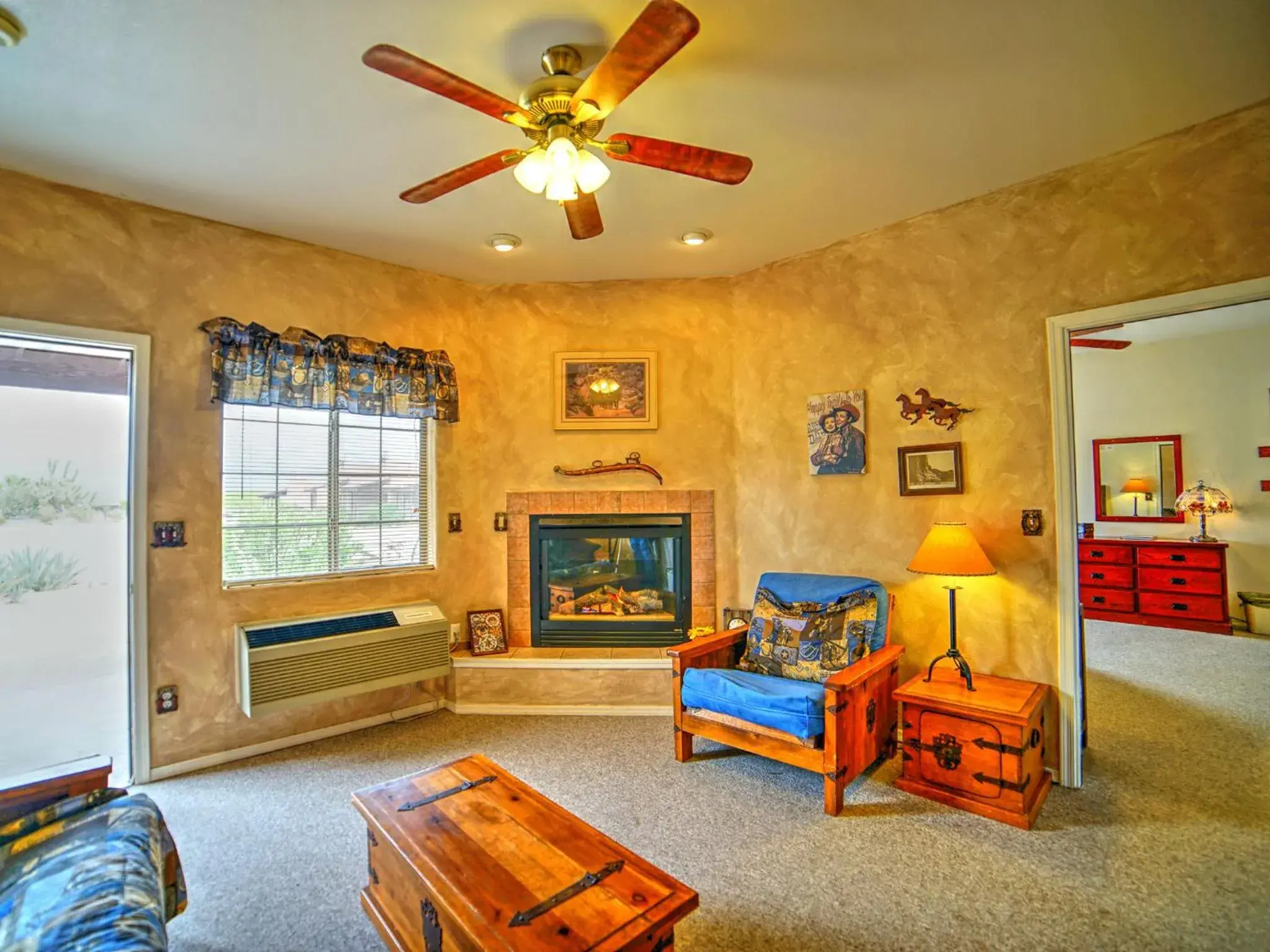 Suite with Mountain View in Stagecoach Trails Guest Ranch Suite with Mountain View in Stagecoach Trails Guest Ranch