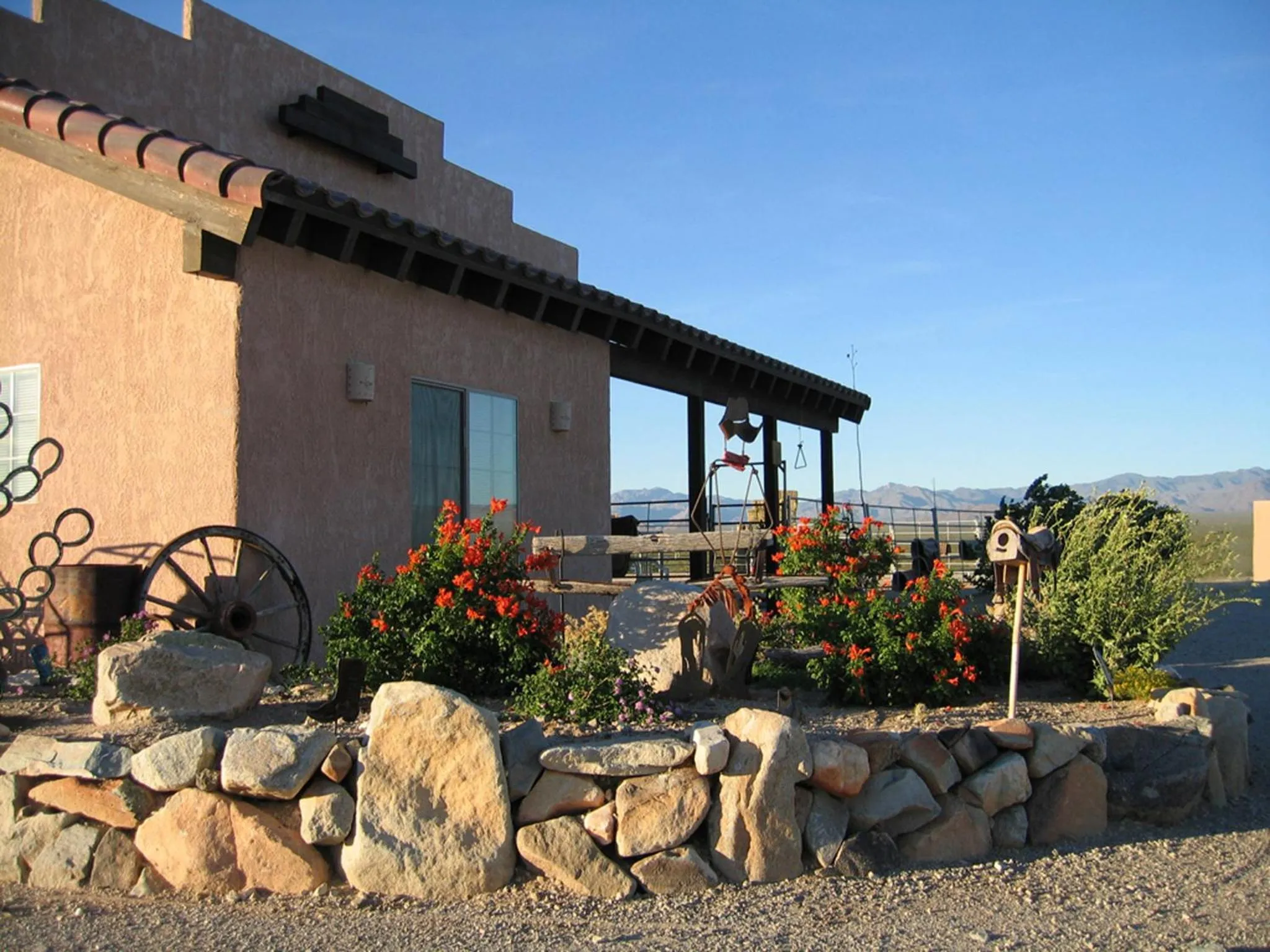 Facade/entrance in Stagecoach Trails Guest Ranch