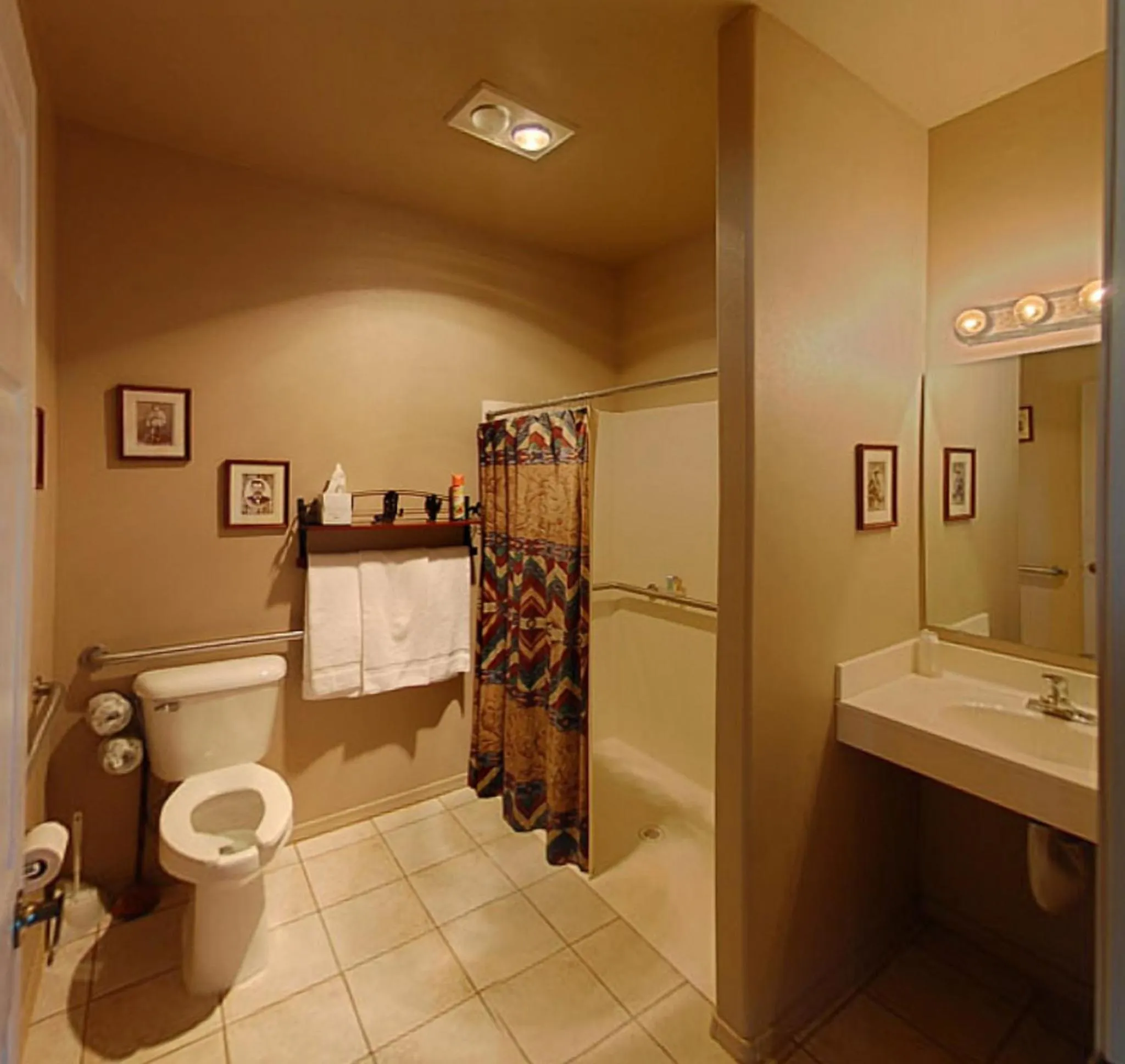 Shower in Stagecoach Trails Guest Ranch