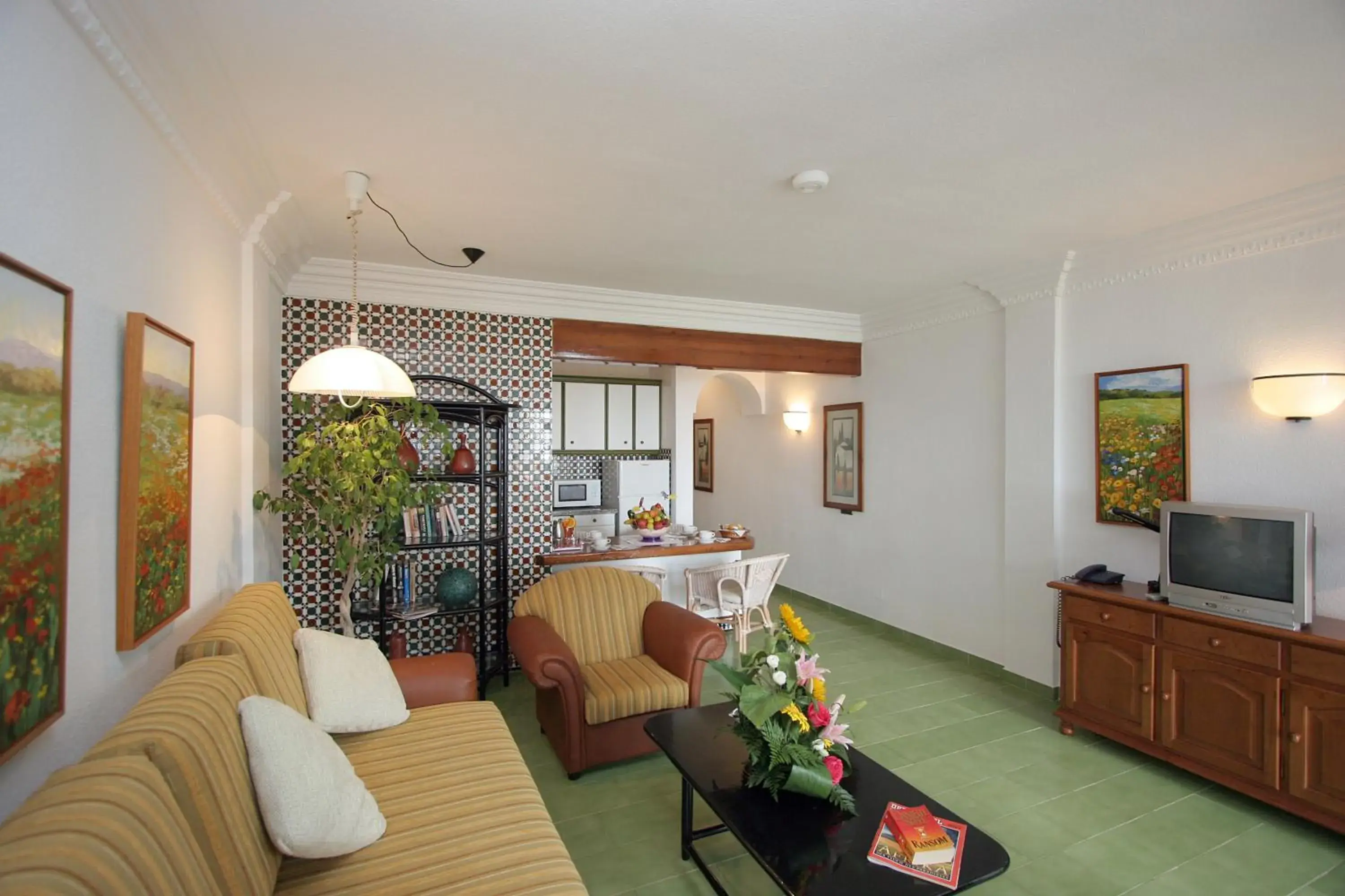 Two-Bedroom Apartment in Apartamentos Perla Marina Two-Bedroom Apartment in Apartamentos Perla Marina
