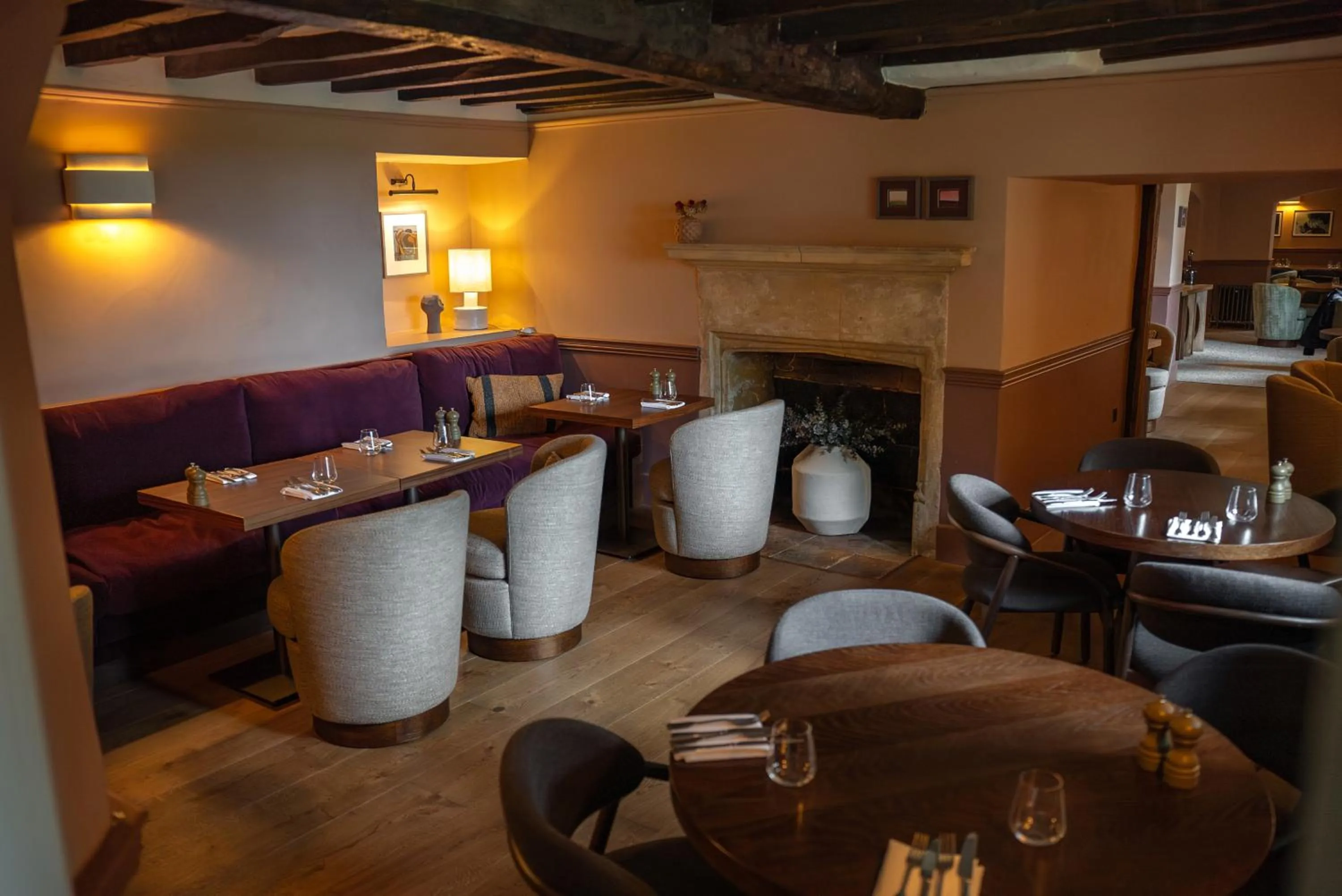 Restaurant/places to eat in Charingworth Manor