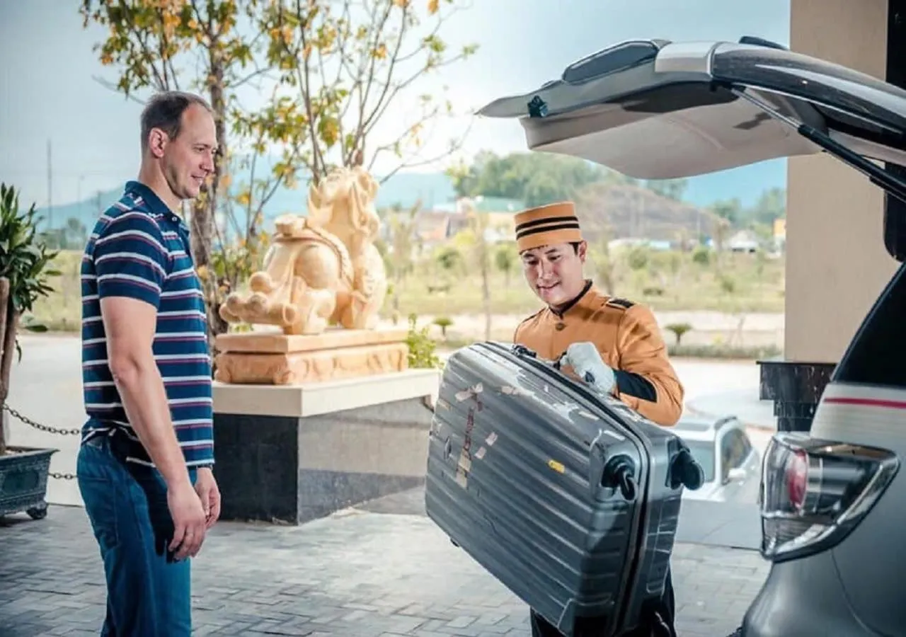 concierge in Muong Thanh Grand Ha Tinh Hotel