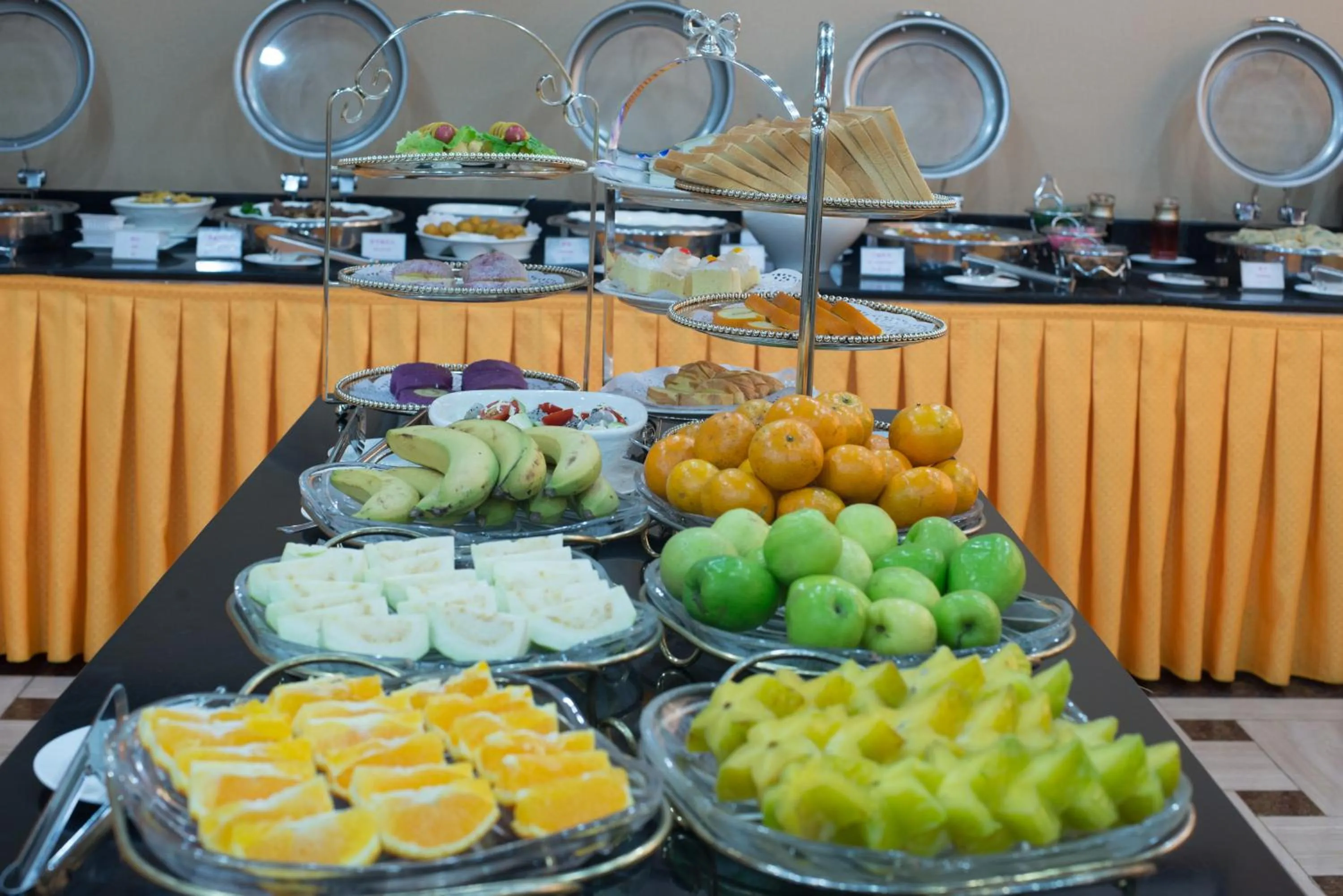 Buffet breakfast, Food in 悦丰酒店广州银丰国际公寓北站店