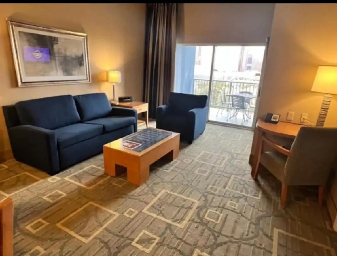 Apartment with Balcony at Platinum Hotel