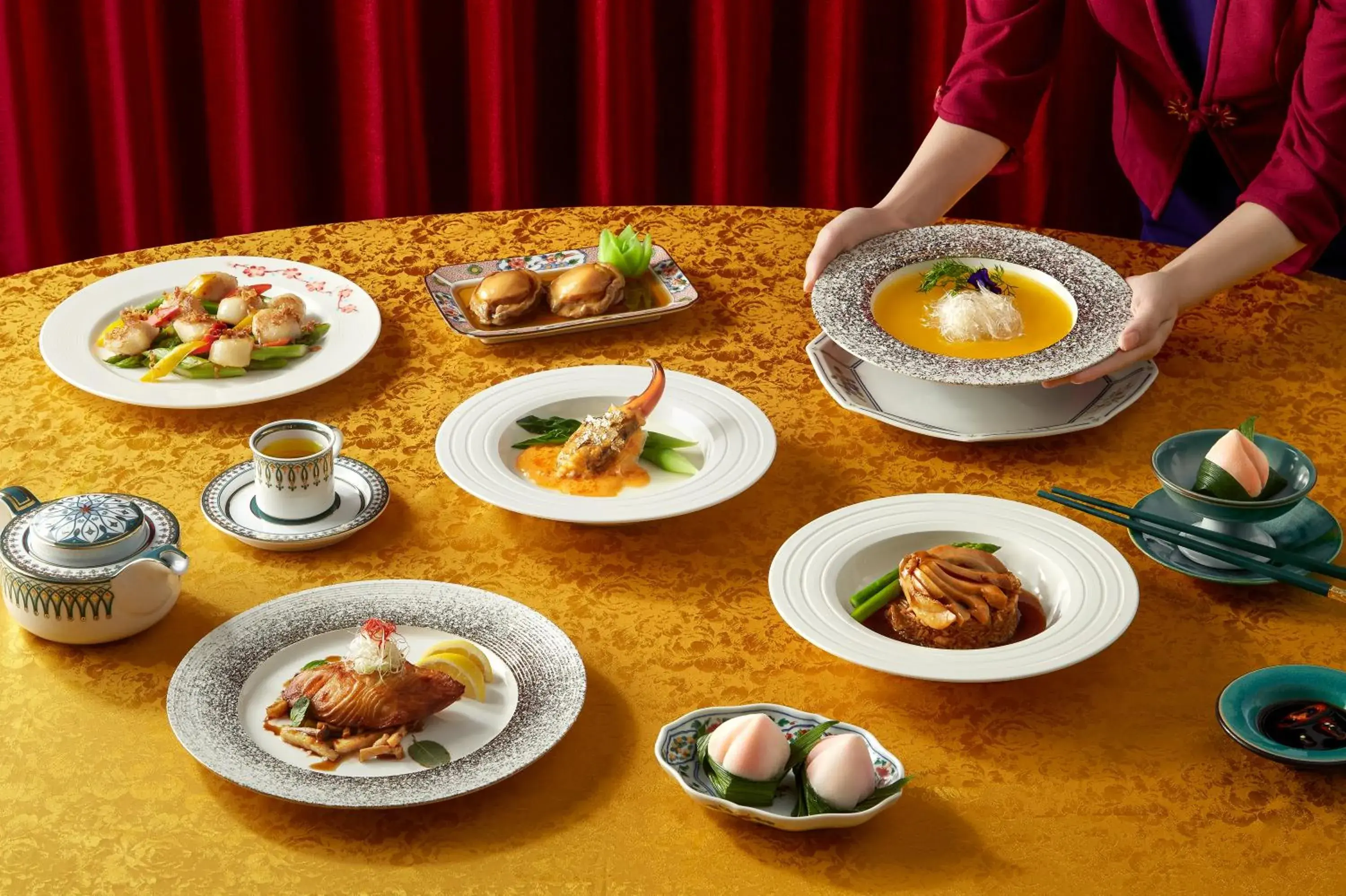 Restaurant/places to eat in Daeha Serviced Apartment Restaurant/places to eat in Daeha Serviced Apartment