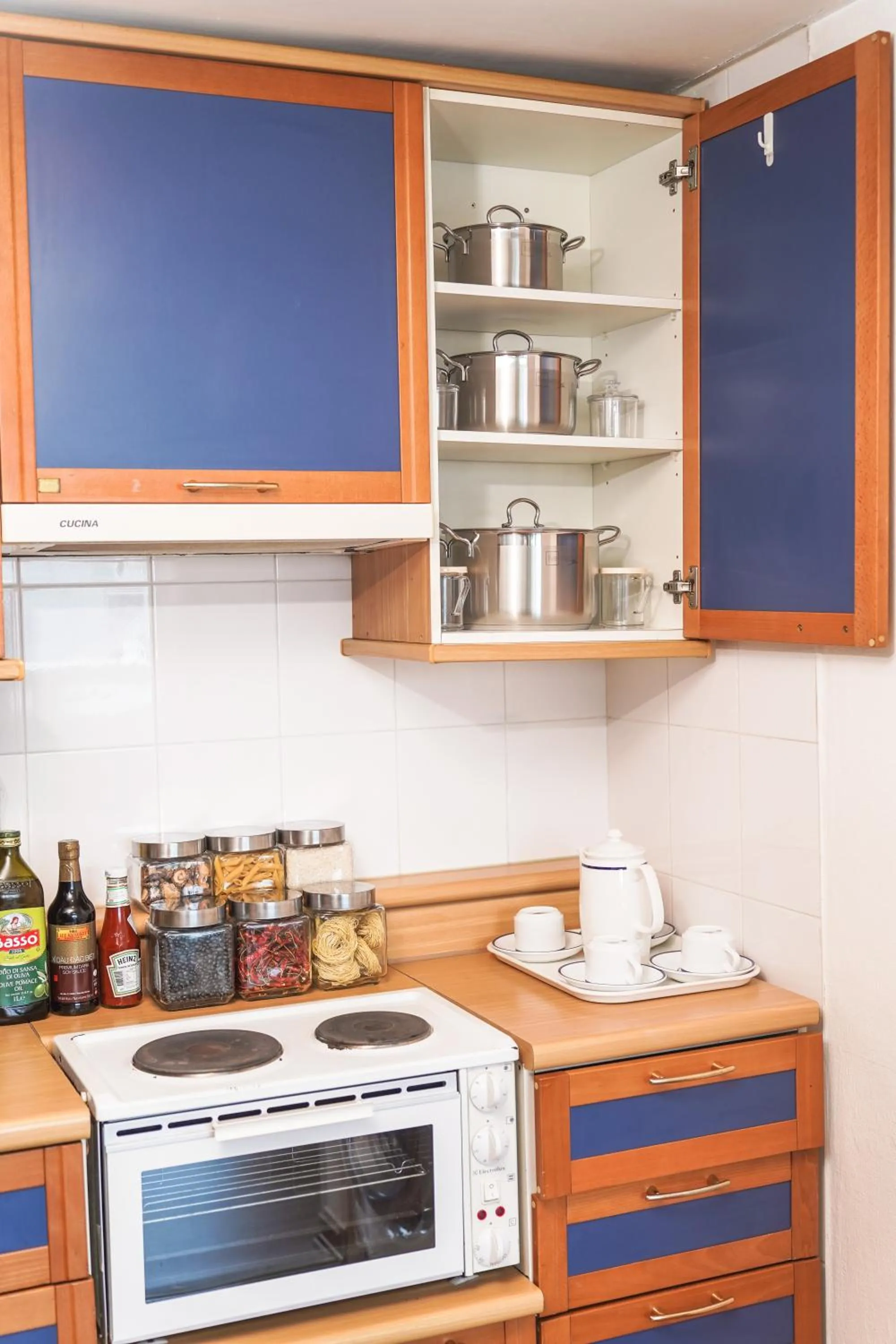 kitchen in Daeha Serviced Apartment