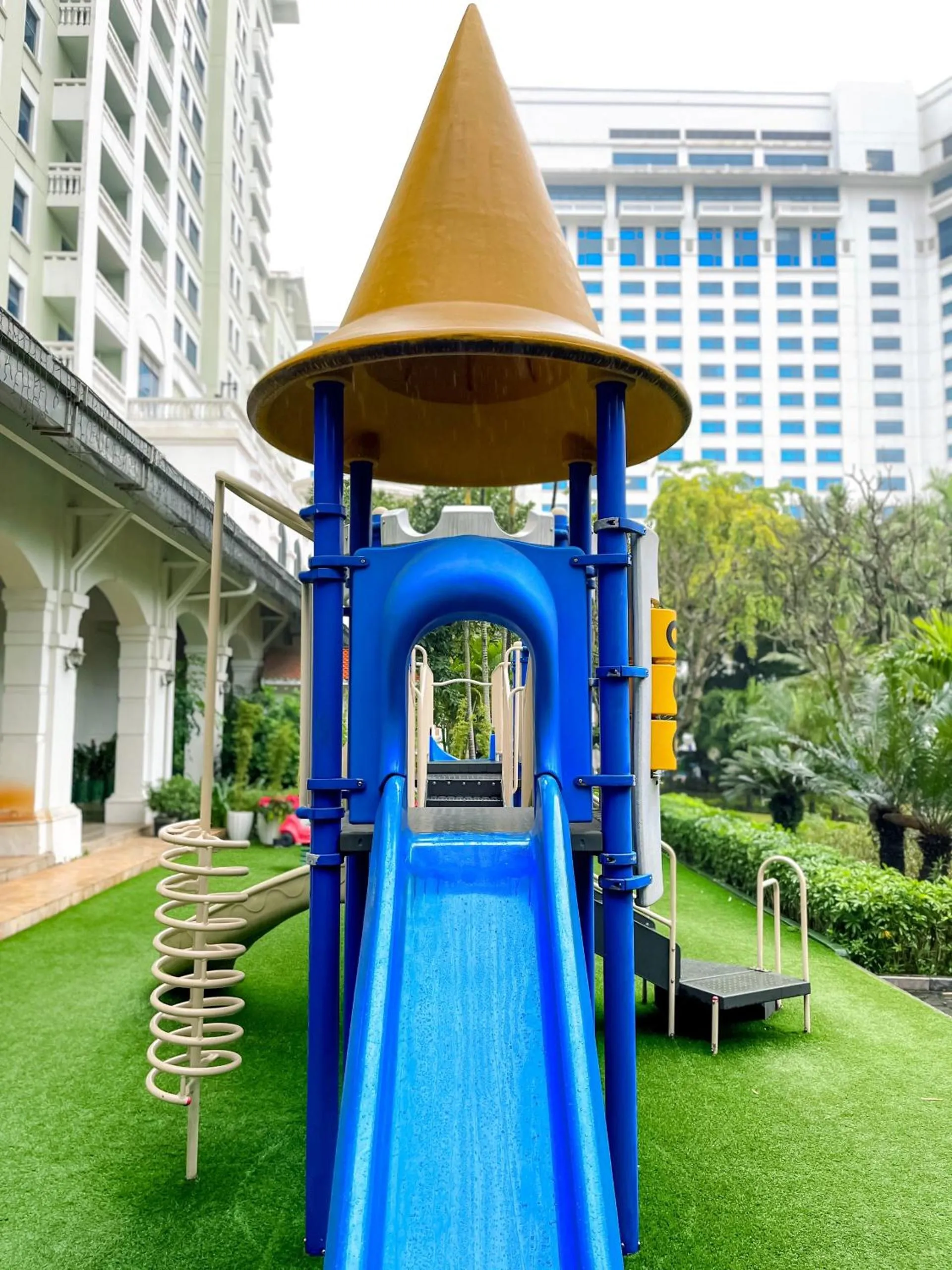Children play ground in Daeha Serviced Apartment