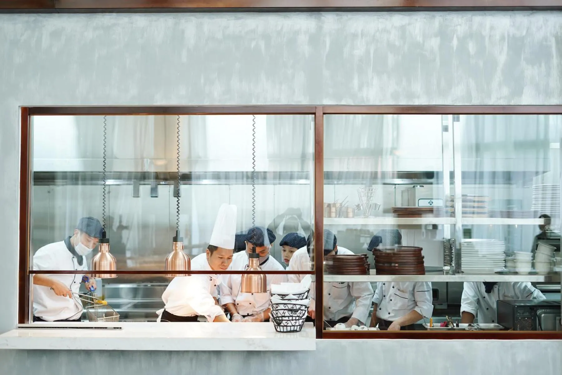 Restaurant/places to eat in Daeha Serviced Apartment