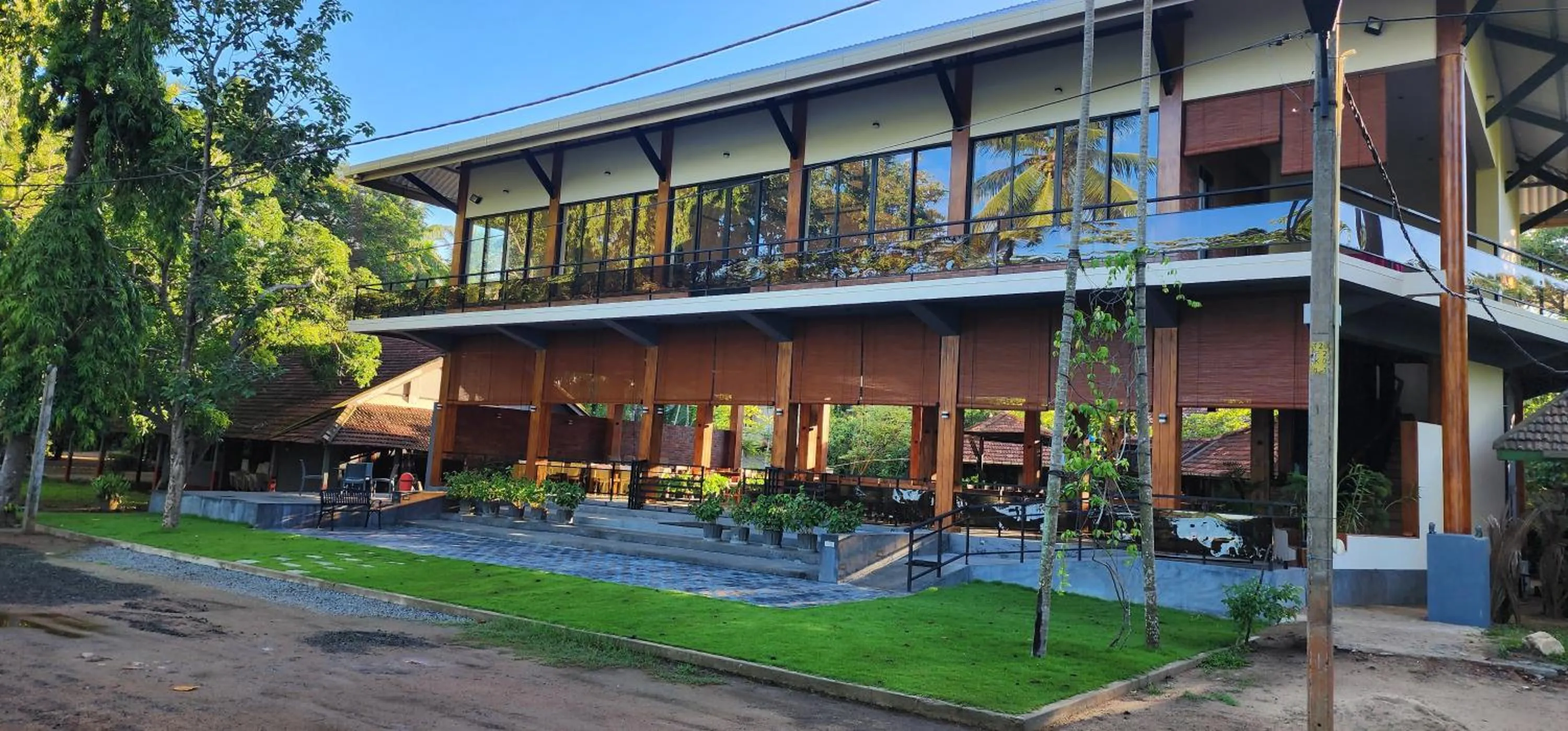 Restaurant/places to eat in Riviera Resort