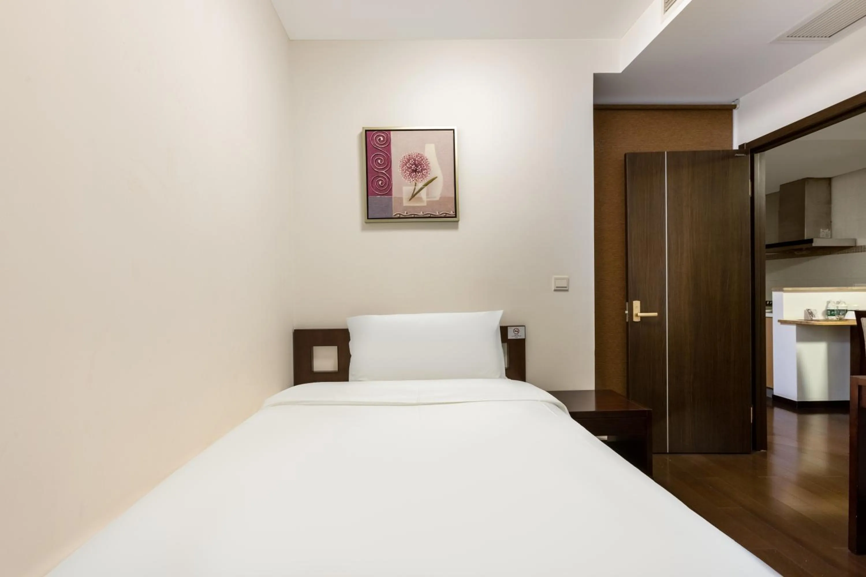 Bedroom, Bed in Belgravia Serviced Residence Wuxi