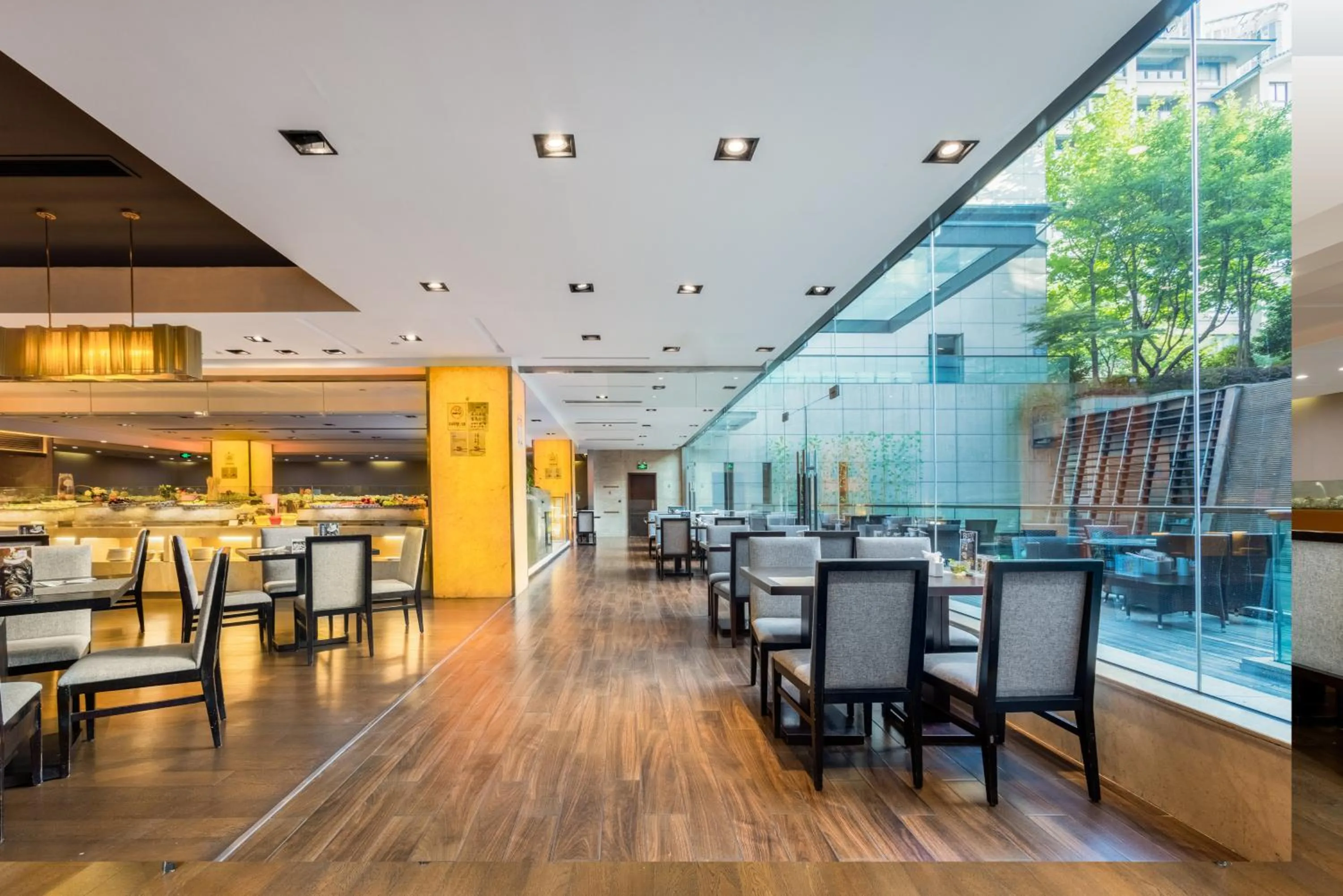Restaurant/places to eat in Belgravia Serviced Residence Wuxi