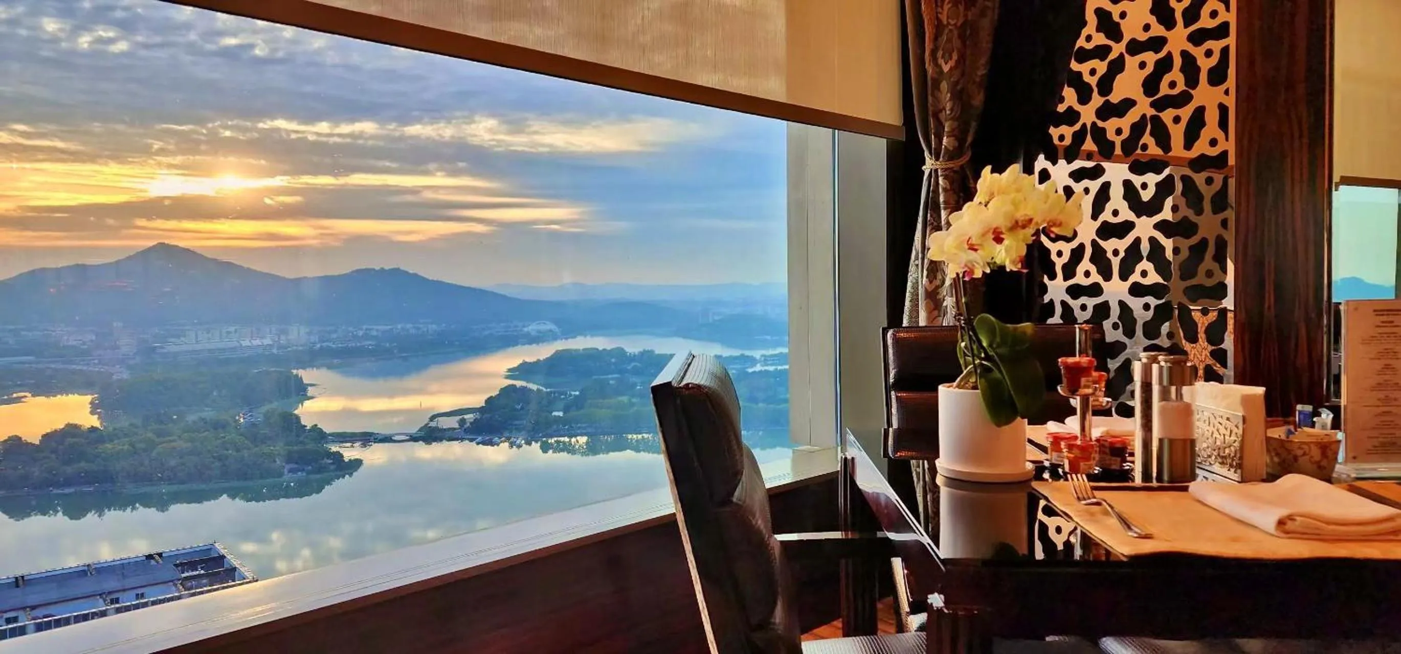 Lake view in Shangri-La Nanjing