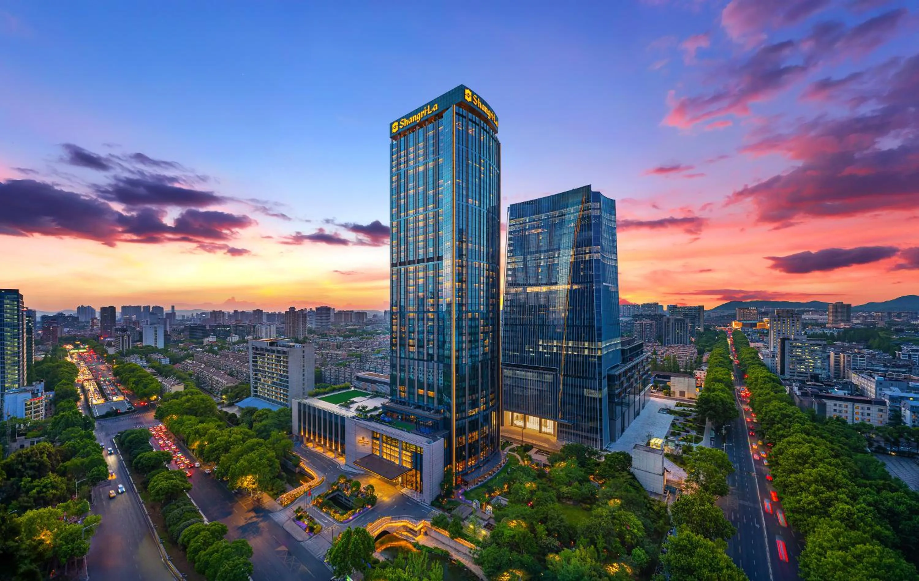 Property building in Shangri-La Nanjing