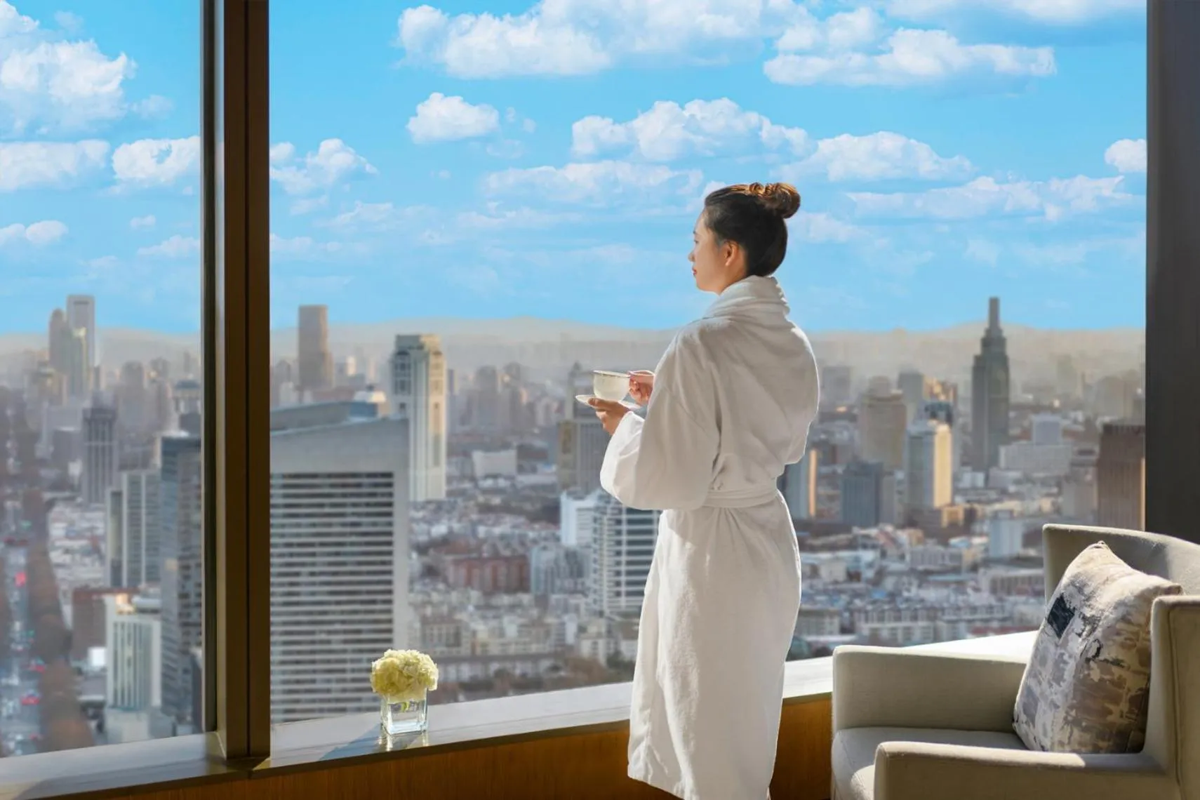 Seating area in Shangri-La Nanjing