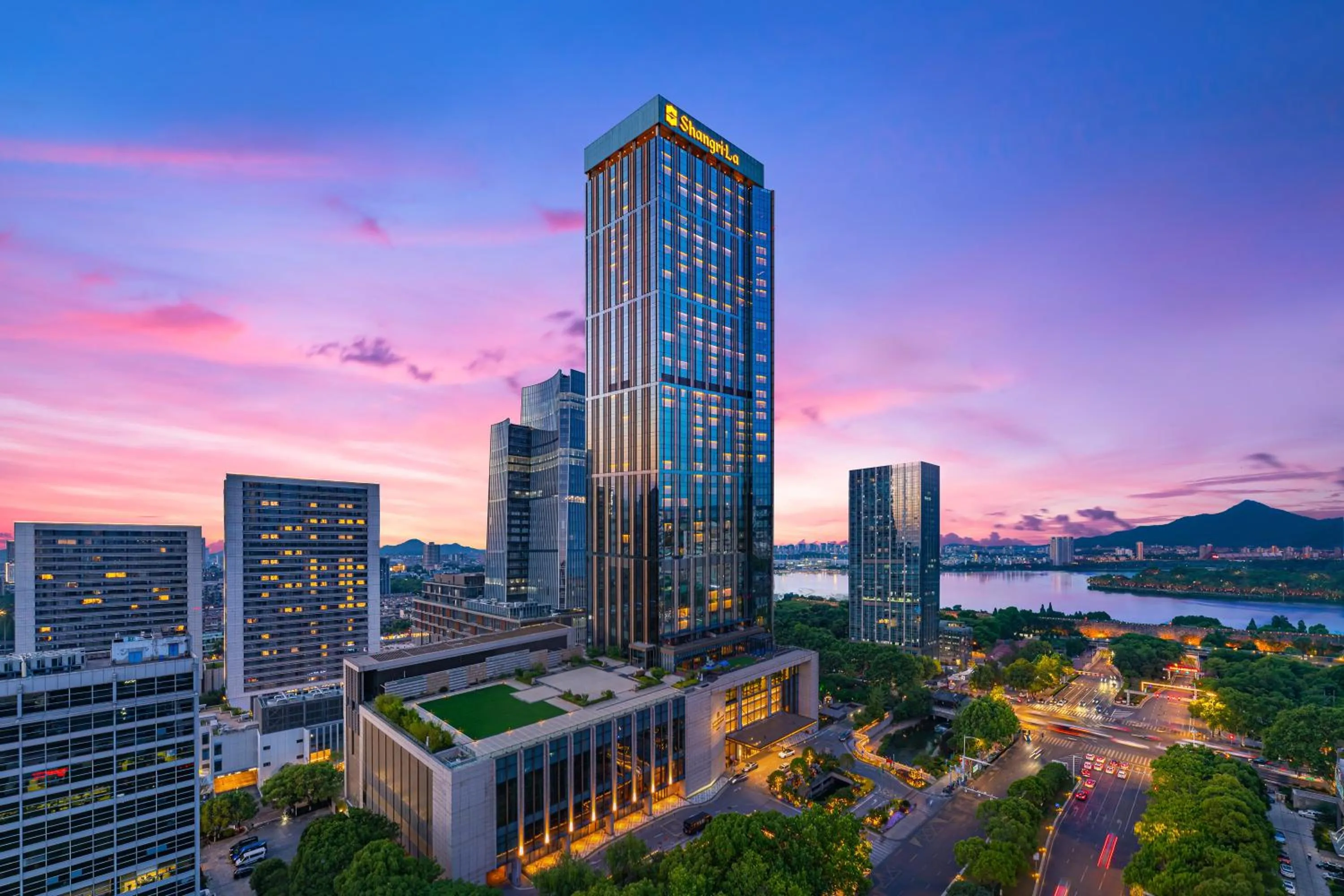 Property building in Shangri-La Nanjing