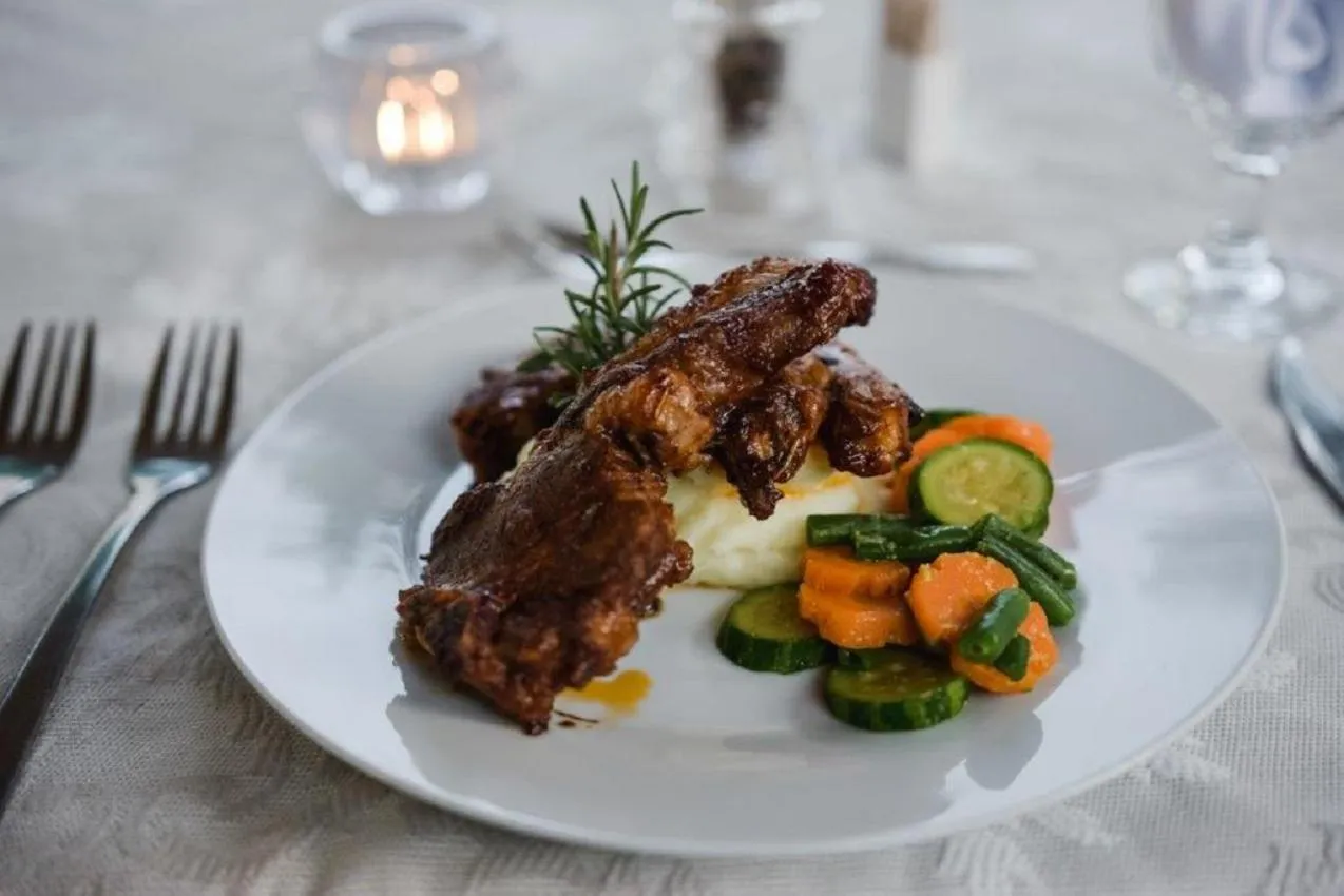 Food in Elegant Lodge & Conference Center