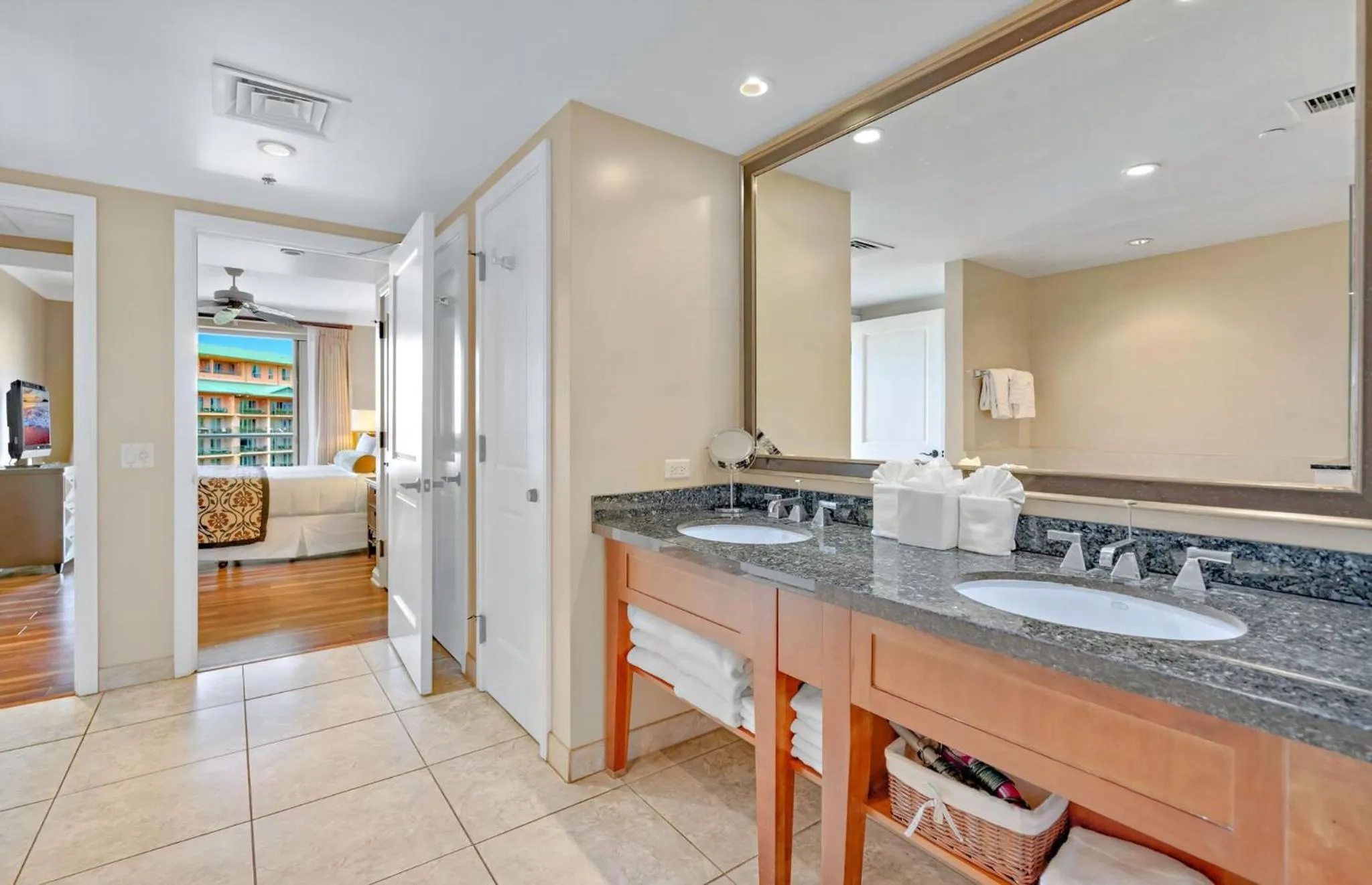 Property building in Honua Kai Resort And Spa By Maui Resort Rentals