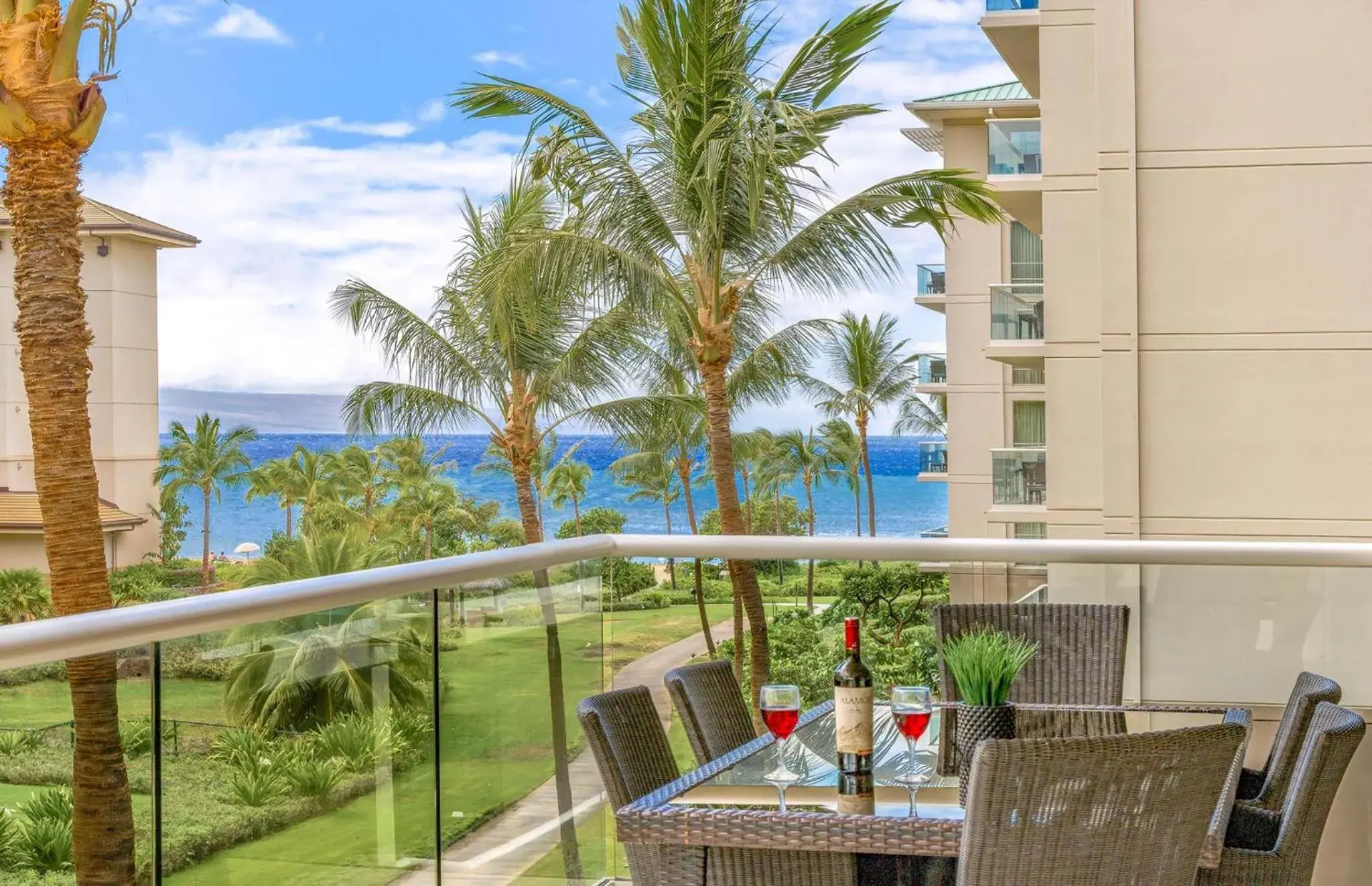 Property building in Honua Kai Resort And Spa By Maui Resort Rentals Property building in Honua Kai Resort And Spa By Maui Resort Rentals