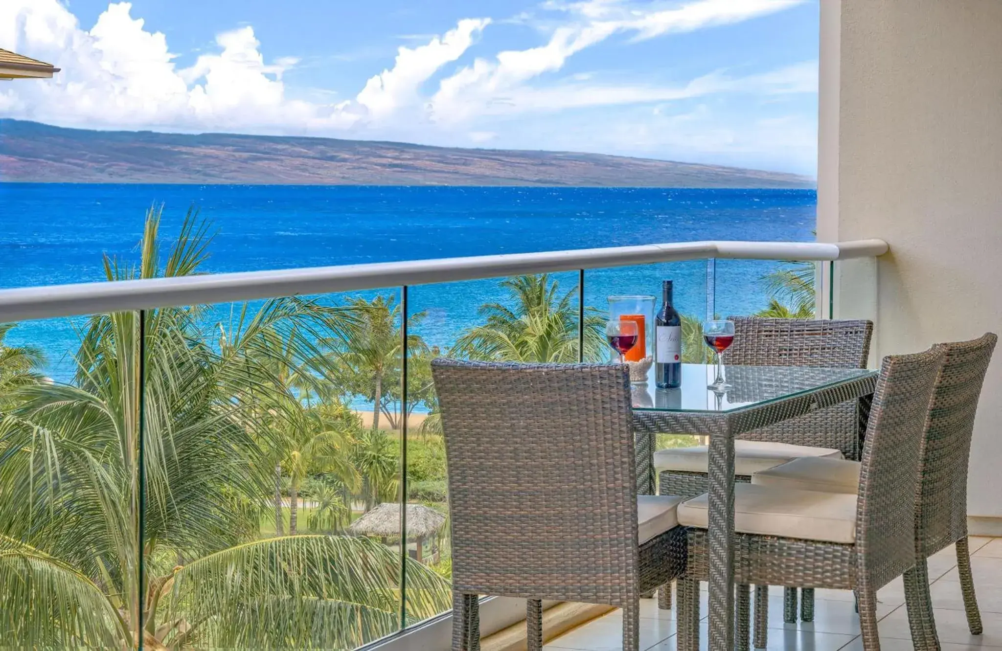 Property building in Honua Kai Resort And Spa By Maui Resort Rentals Property building in Honua Kai Resort And Spa By Maui Resort Rentals