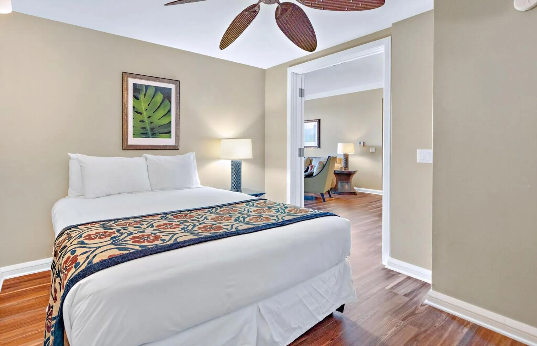 Property building, Bed in Honua Kai Resort And Spa By Maui Resort Rentals