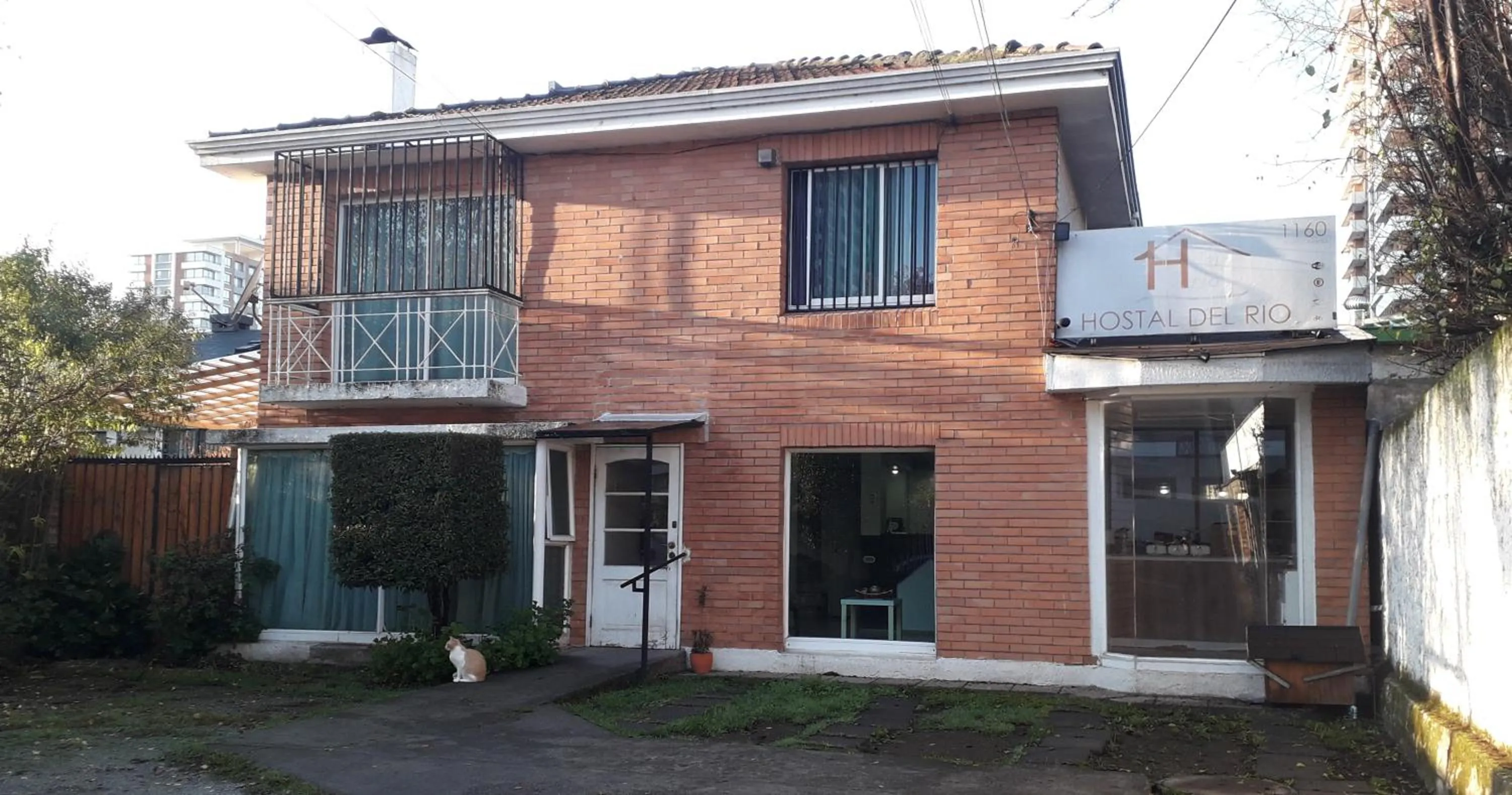 Property building in Hostal del Rio