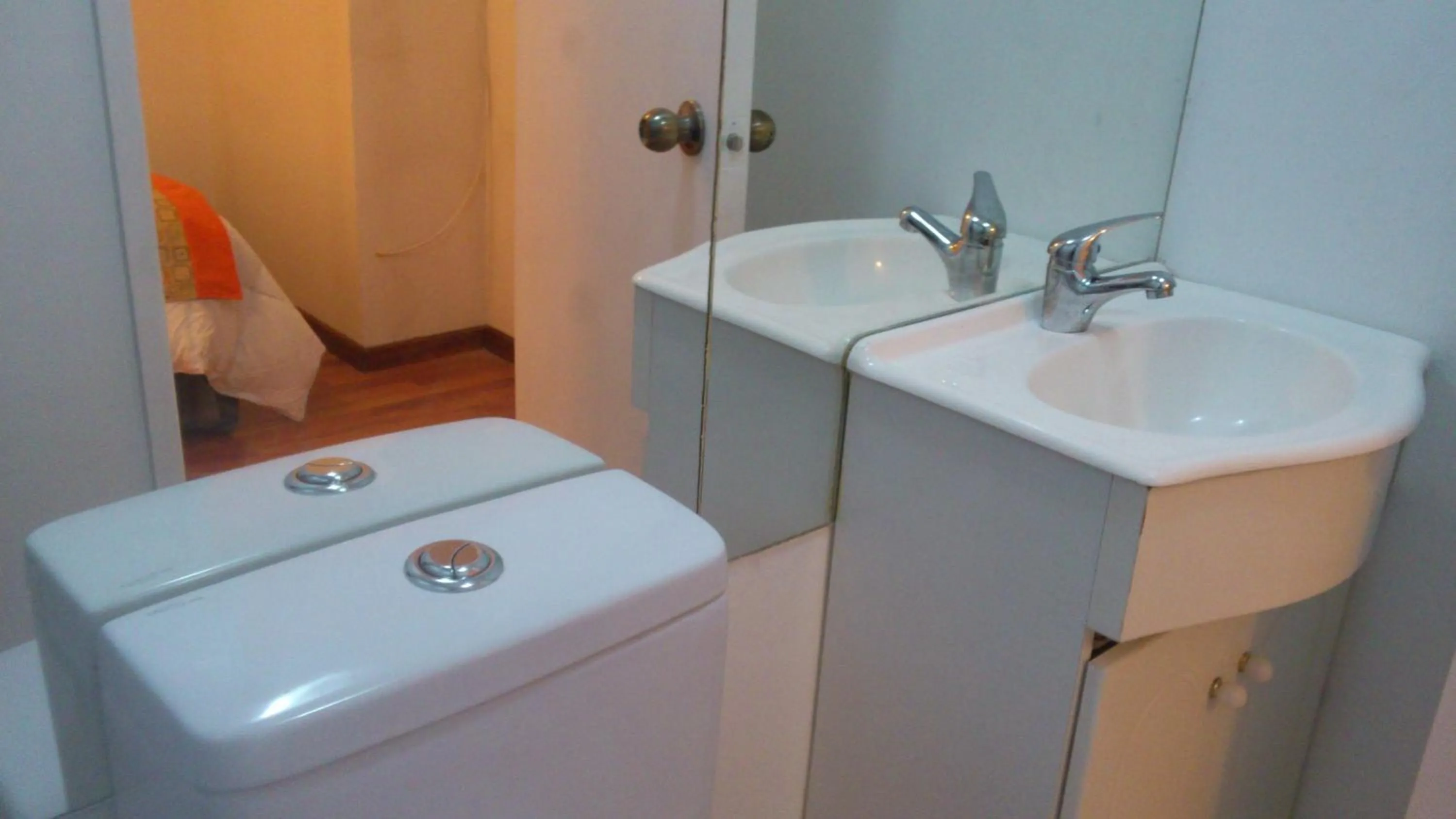 Bathroom in Hostal del Rio