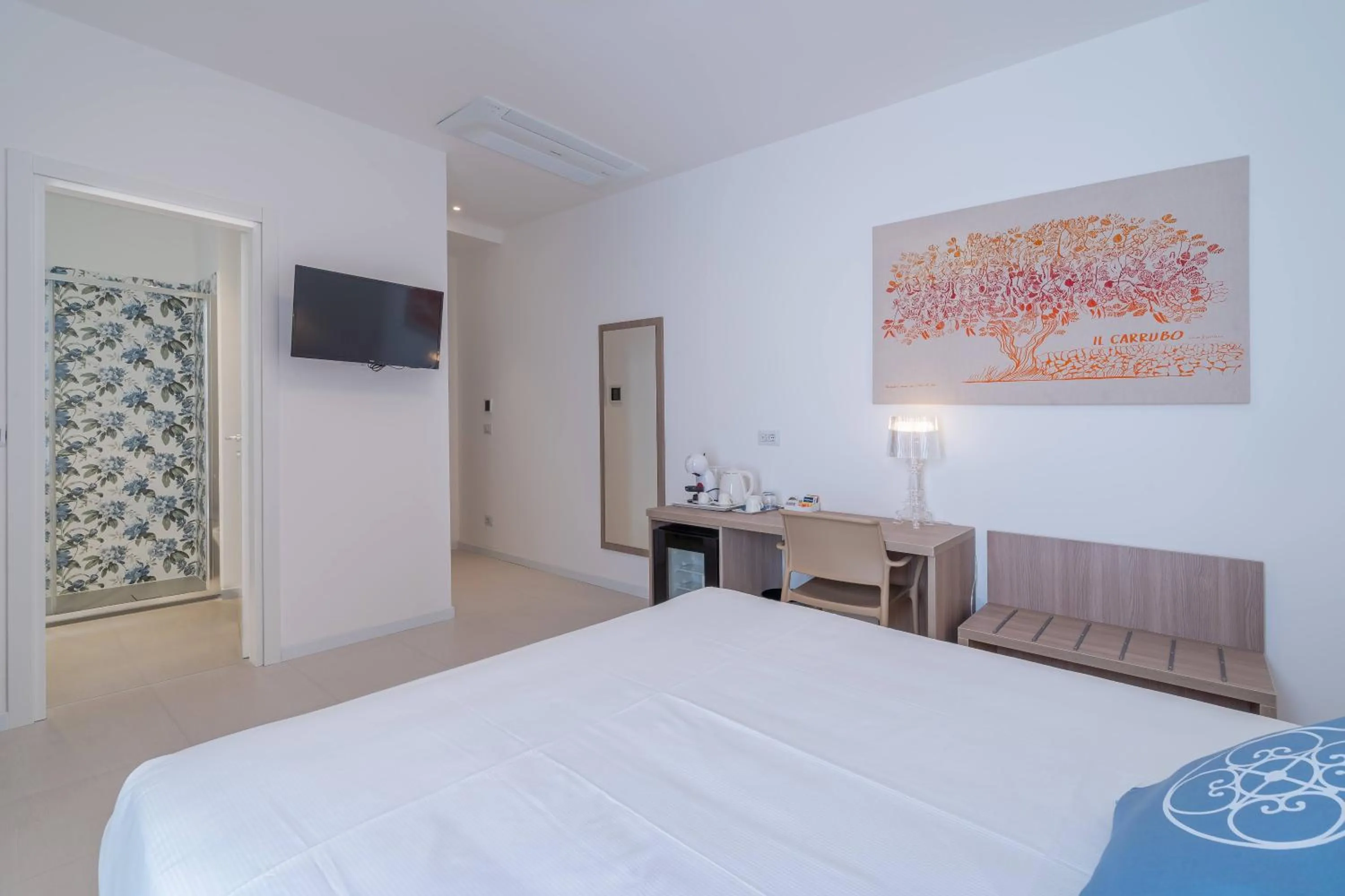 Shower, Bed in Dimore delle Zagare Molo