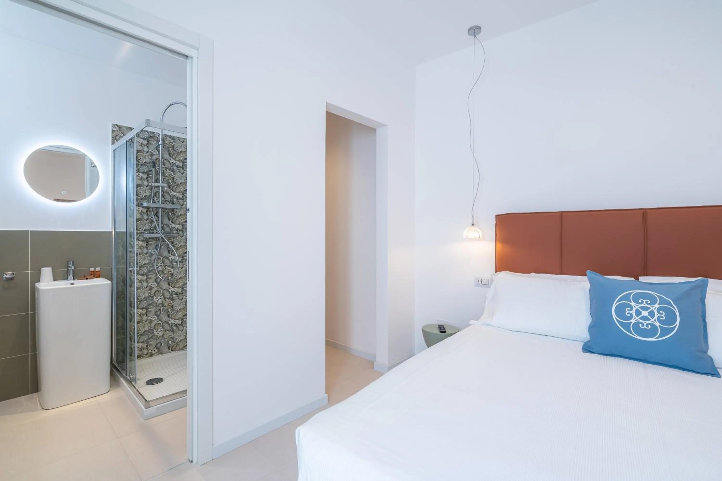 Bathroom, Bed in Dimore delle Zagare Molo