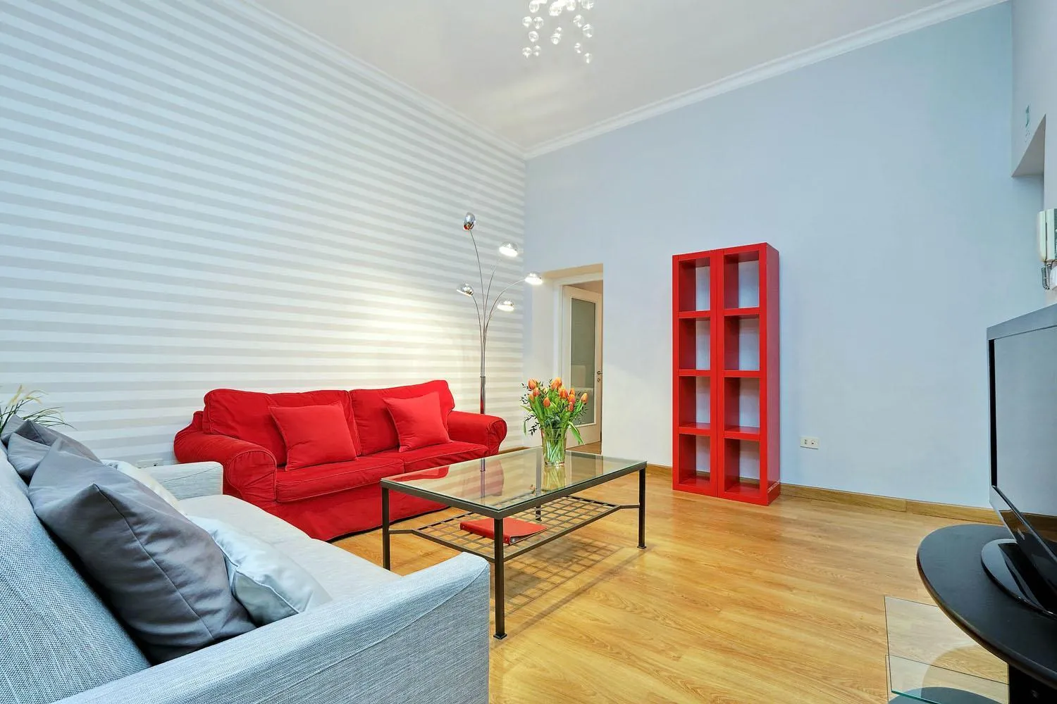 Living room in Cozy Tritone - My Extra Home