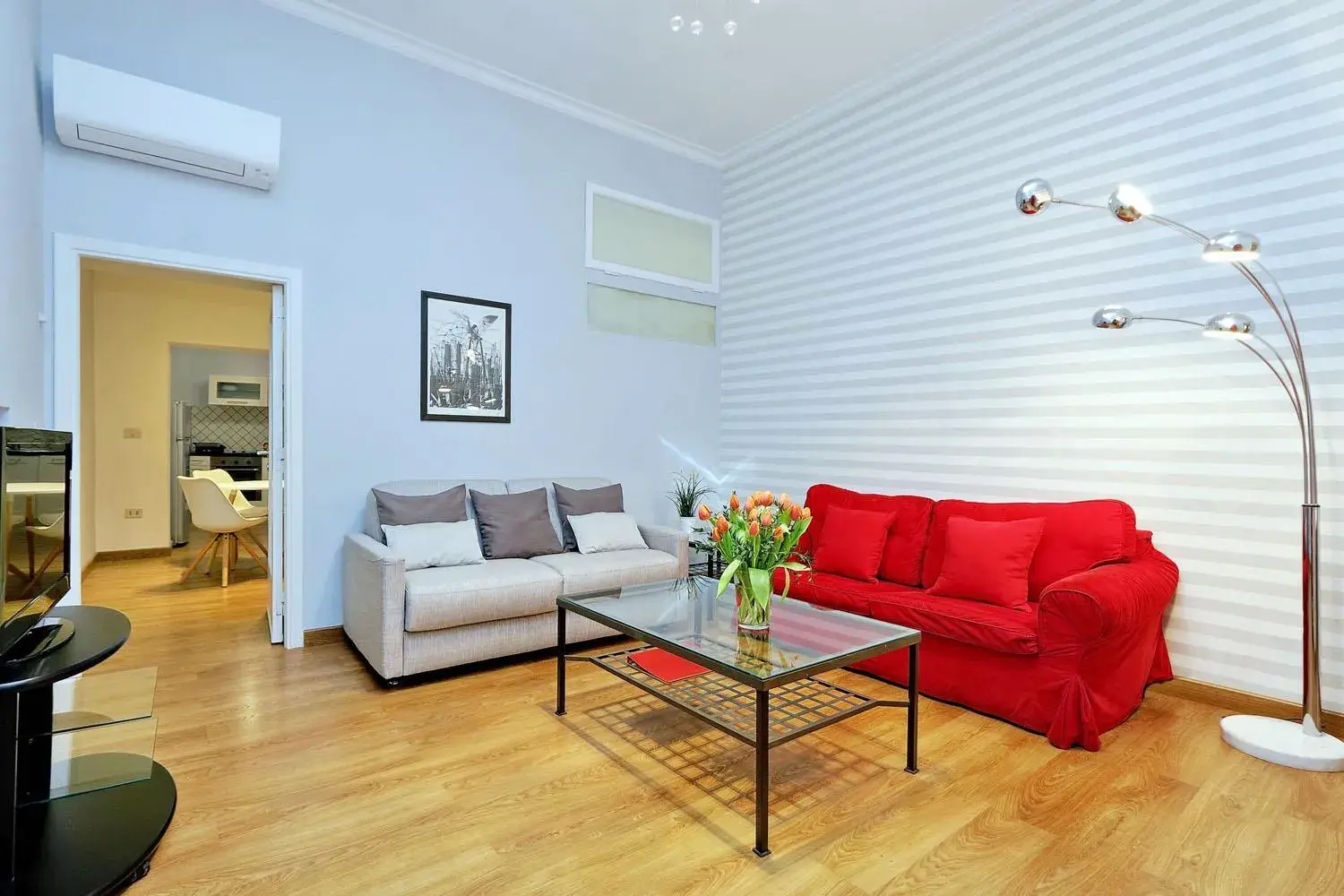 Cozy Tritone - My Extra Home Cozy Tritone - My Extra Home